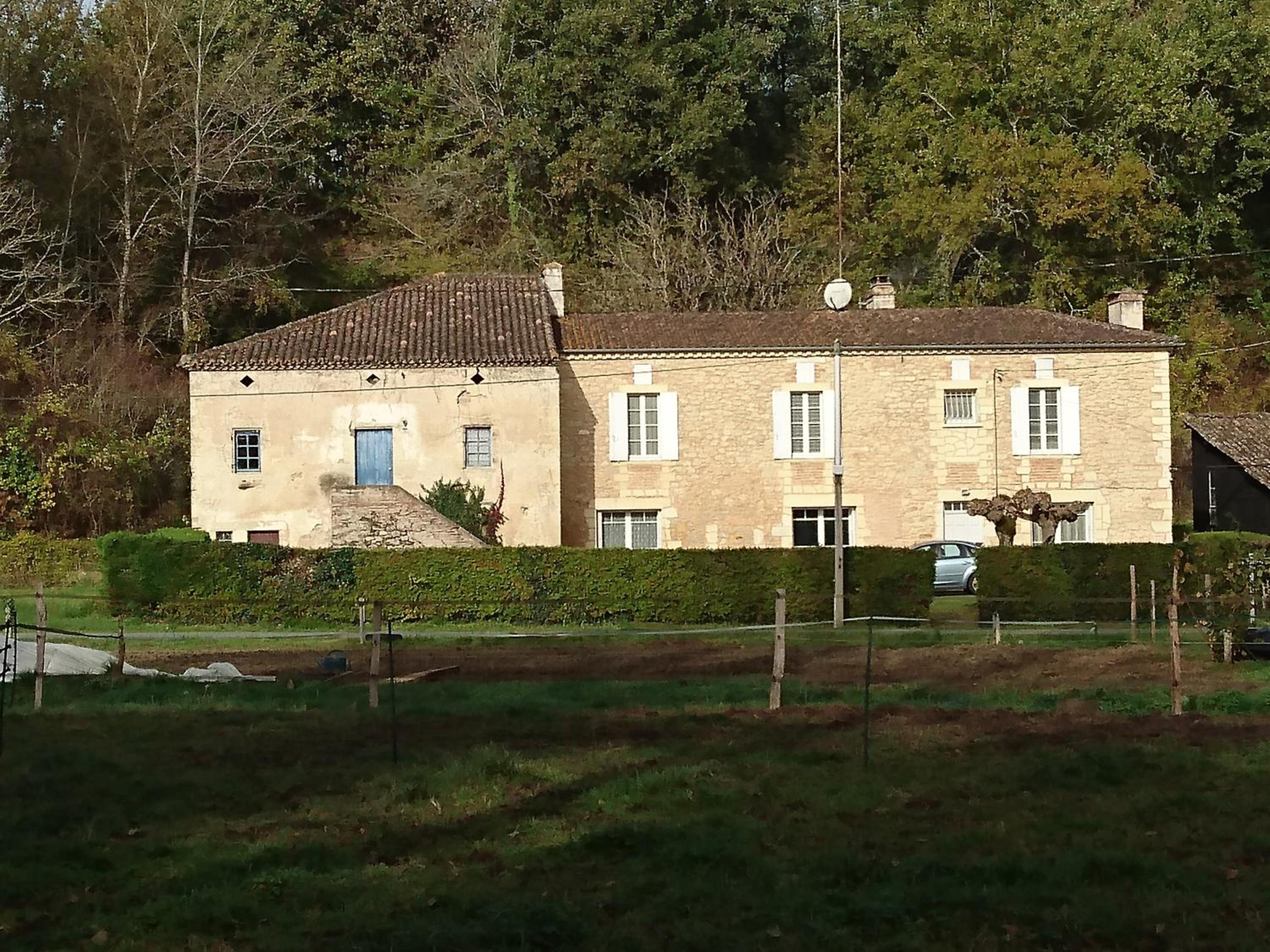 Aux vieux fours view 5