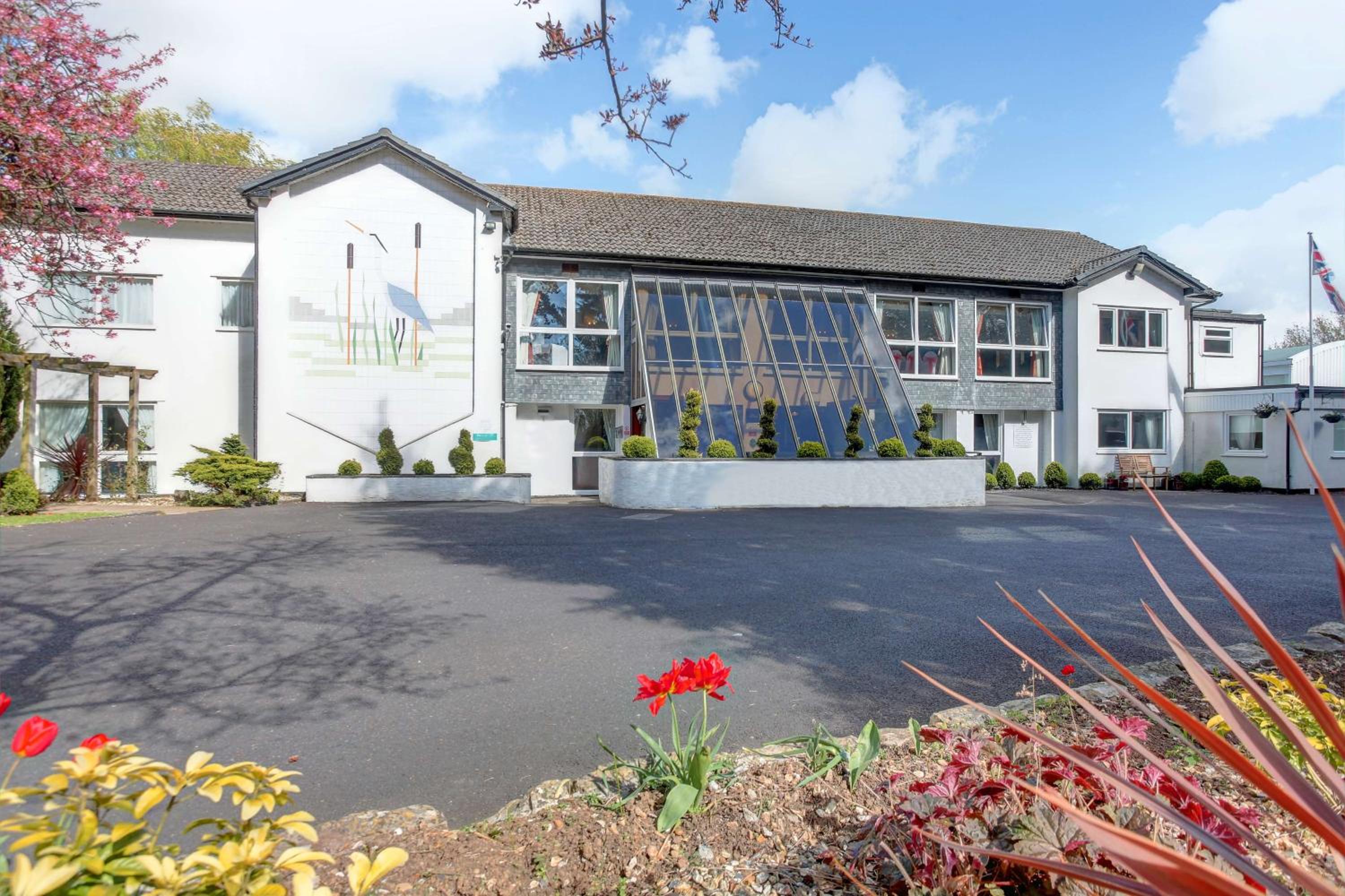 Bridgend Vacations - Best Western Premier Heronston Hotel  Spa - Property Image 1