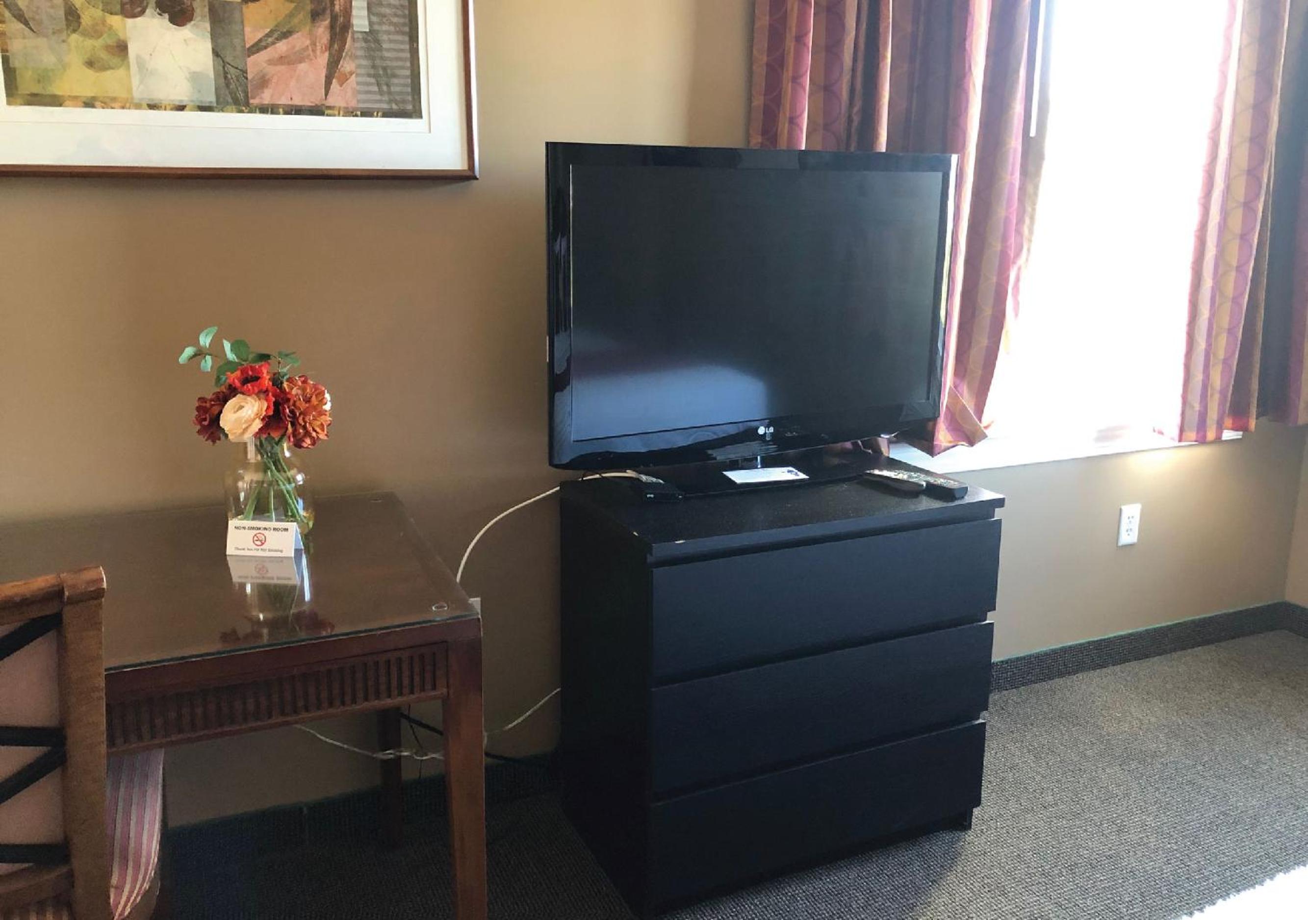 Brinton Suites