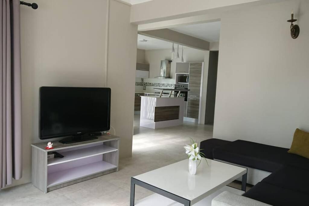 Vanz Villa view 5