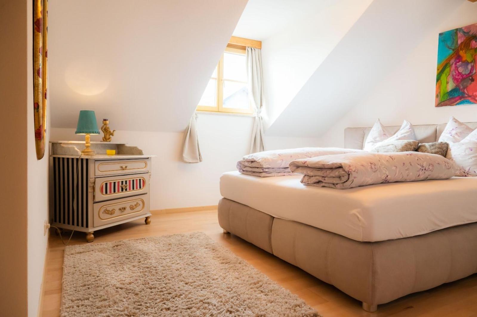 Idyllische Designer-Apartments am Bio-Bauernhof in SalzburgerSeenland Schmiding 10