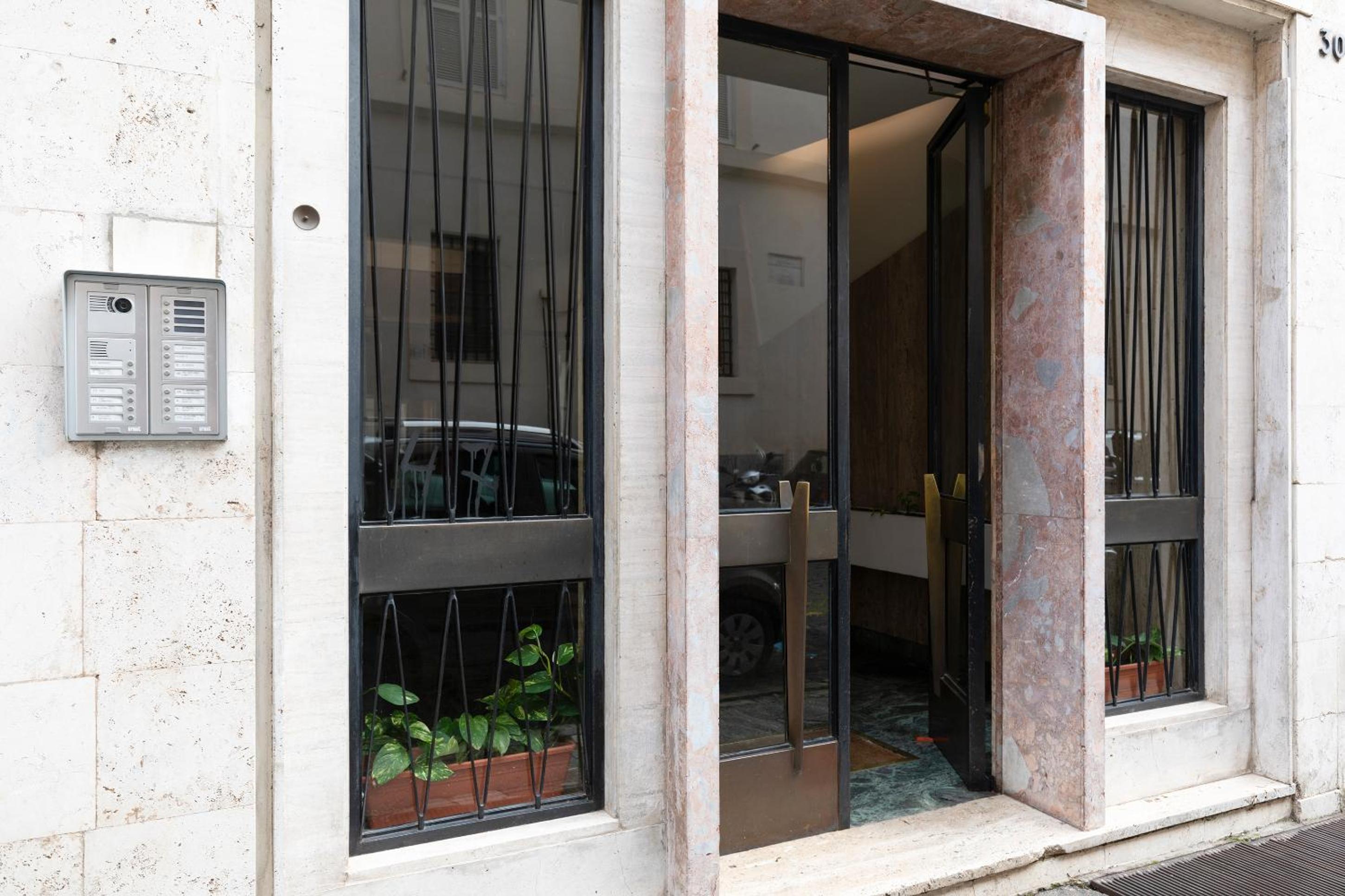 Rome As You Feel - Zoccolette Apartment in Campo de Fiori