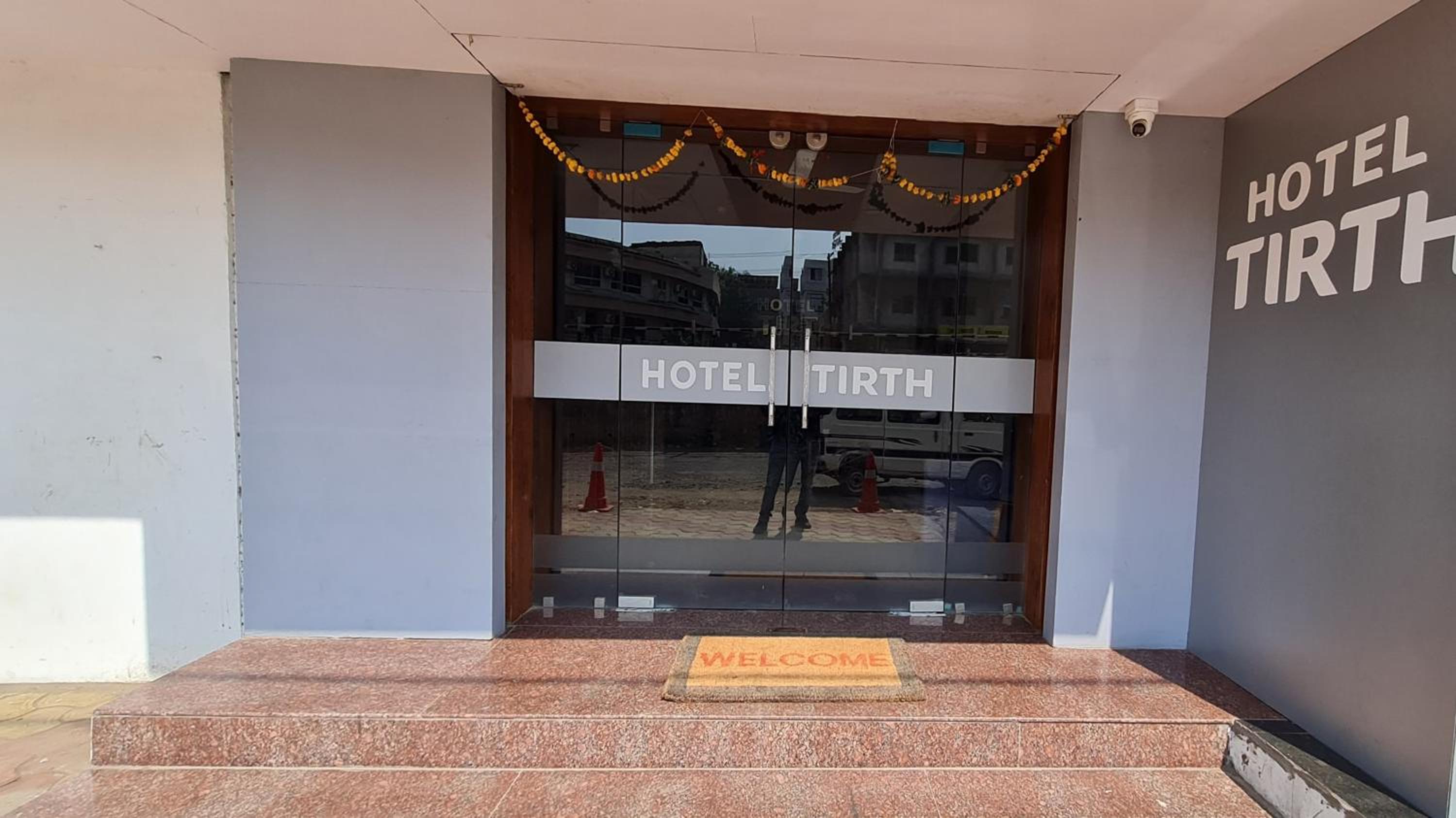 HOTEL TIRTH view 5