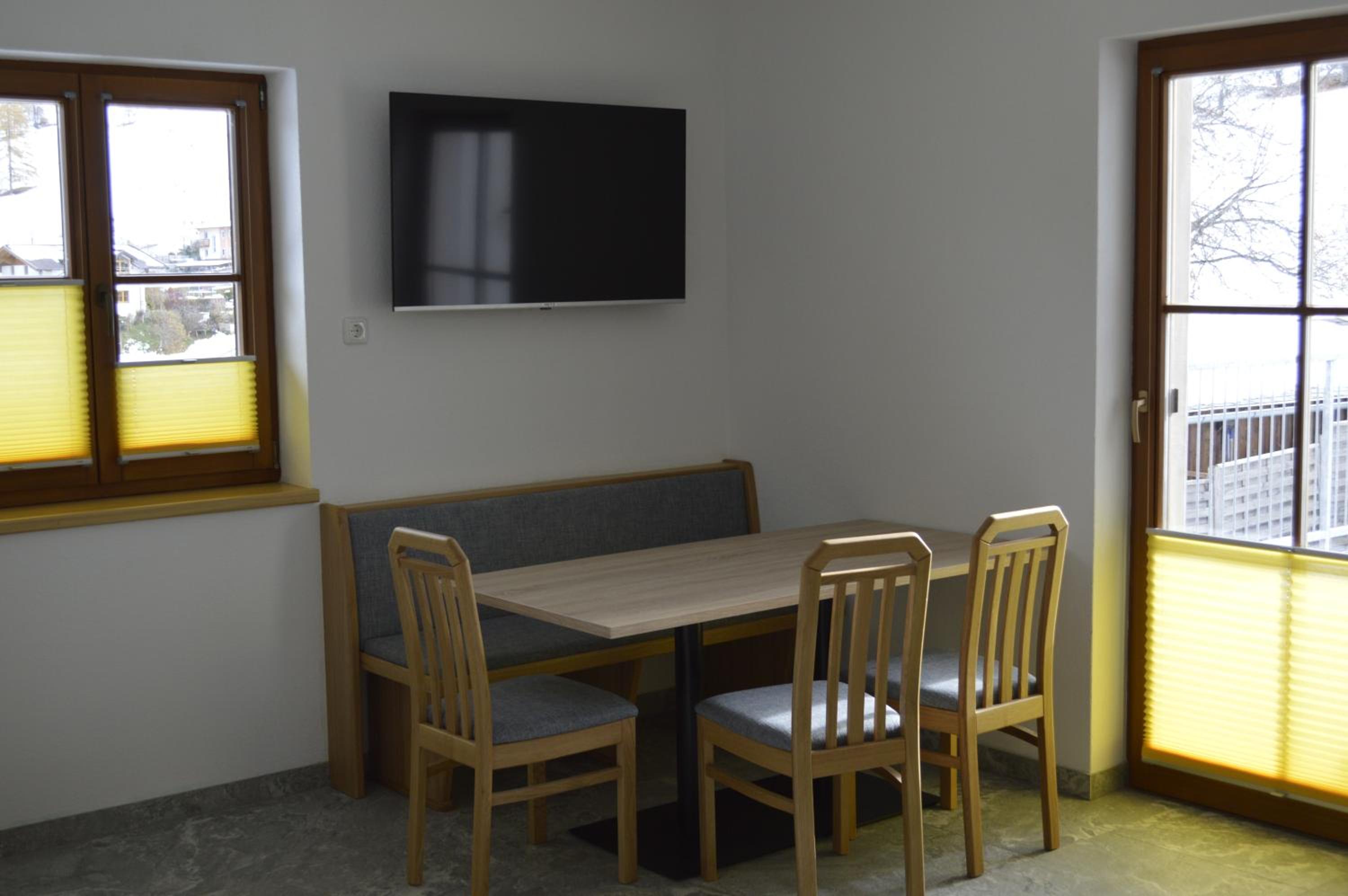Ferienwohnungen Restaurant Pizzeria Langreiter view 3