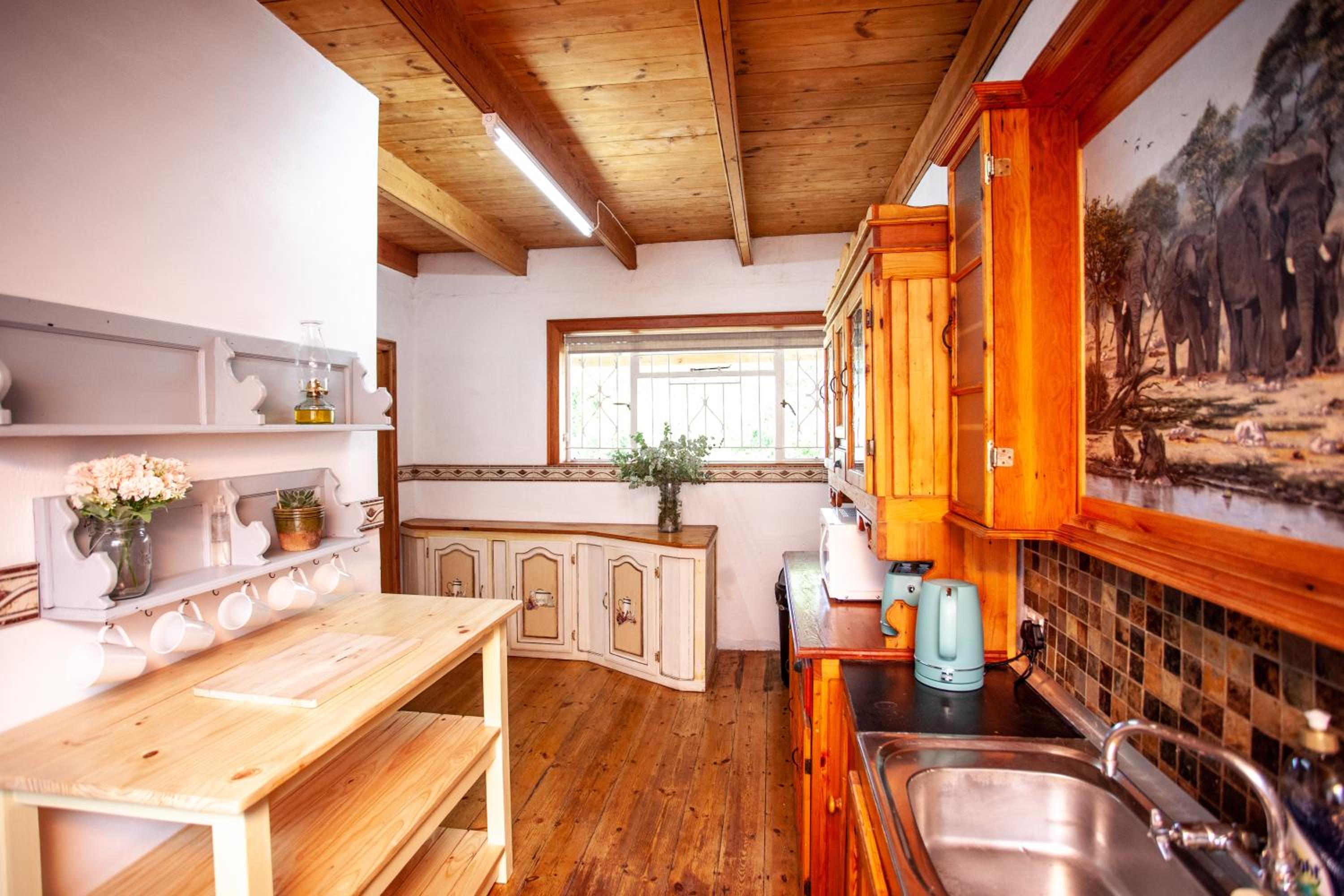 Mienru House Self Catering Cottage view 3