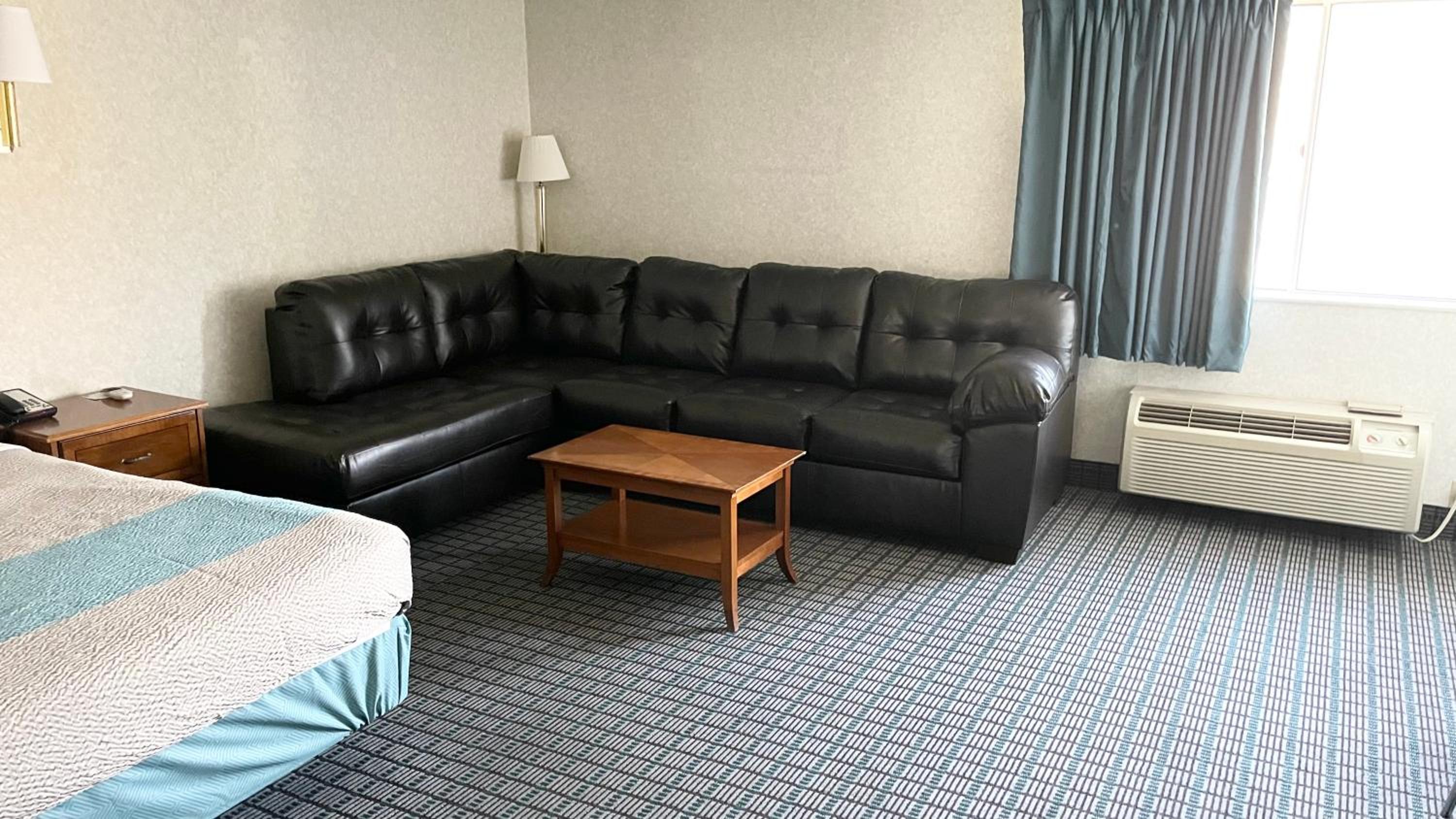 Motel 6 McGraw, NY - Cortland view 3