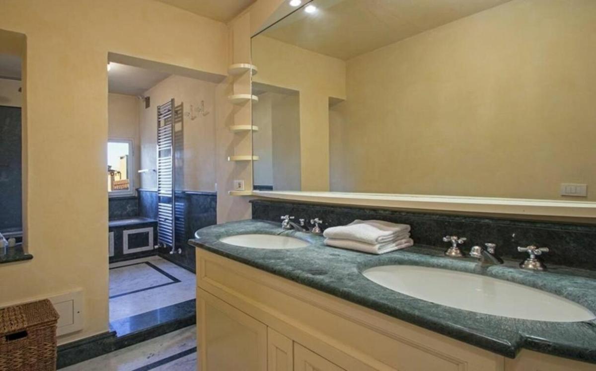 Signorelli Halldis Apartment