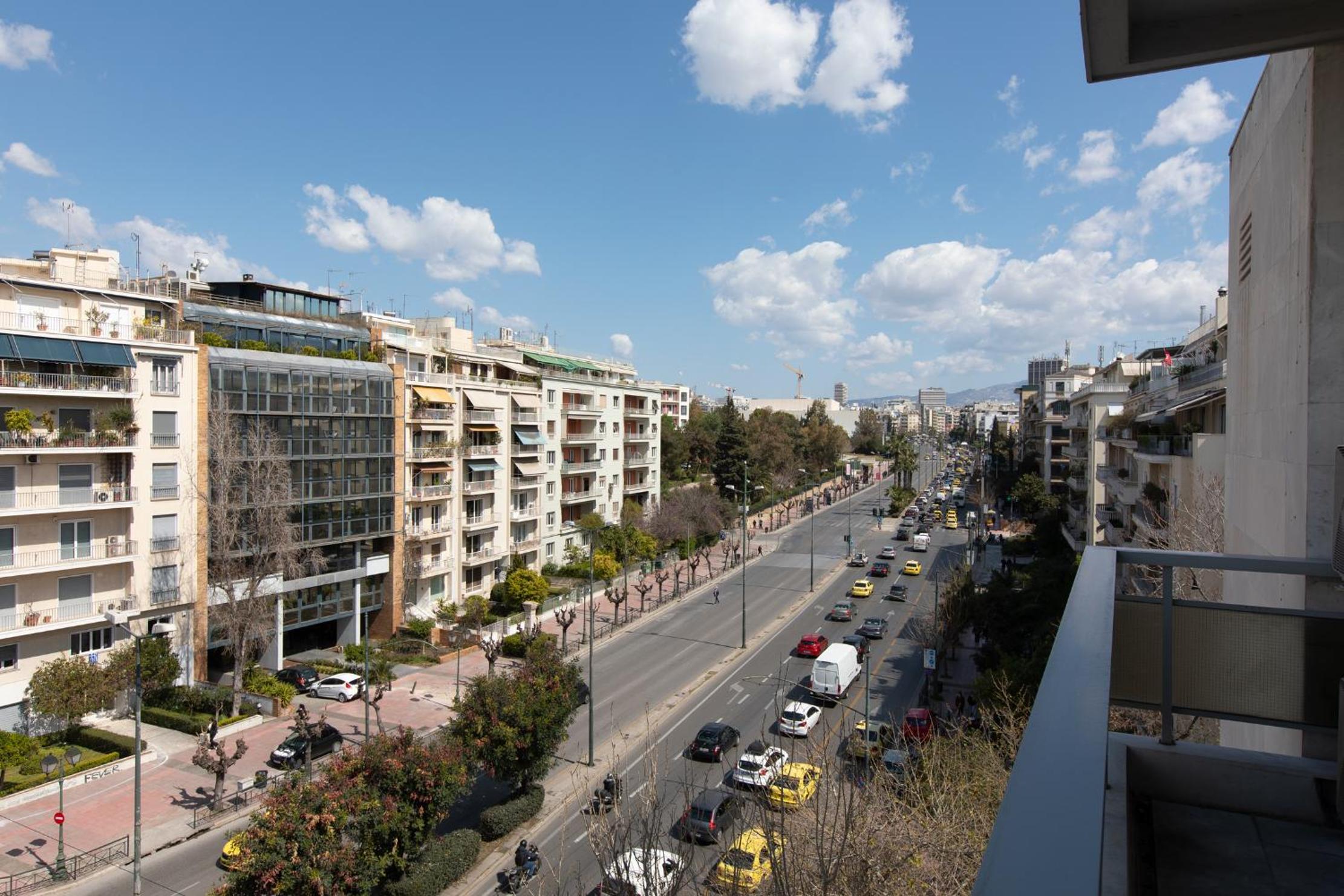 The EL GRECO spirit meets the Athenian luxury Apt1