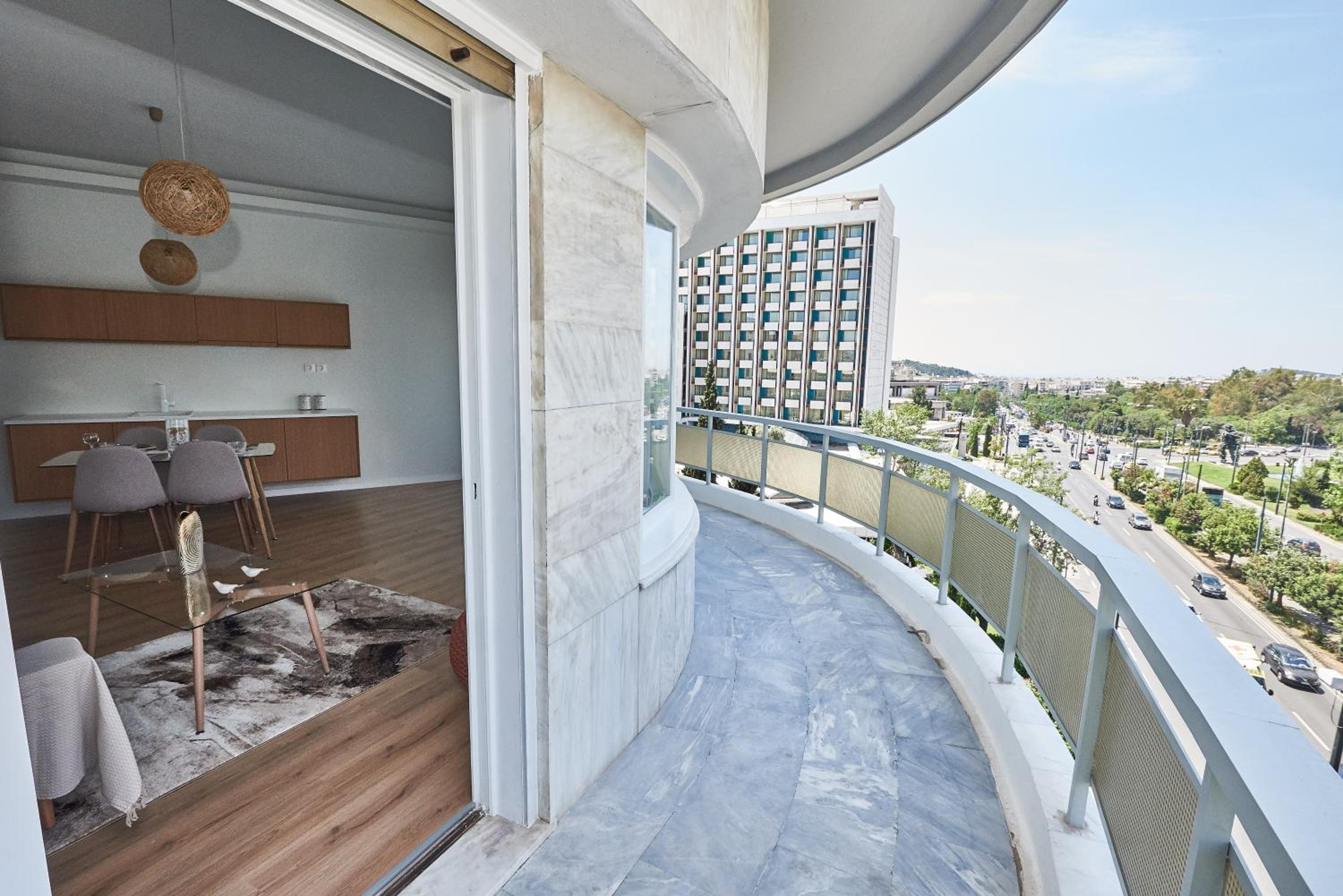 The EL GRECO spirit meets the Athenian luxury Apt1