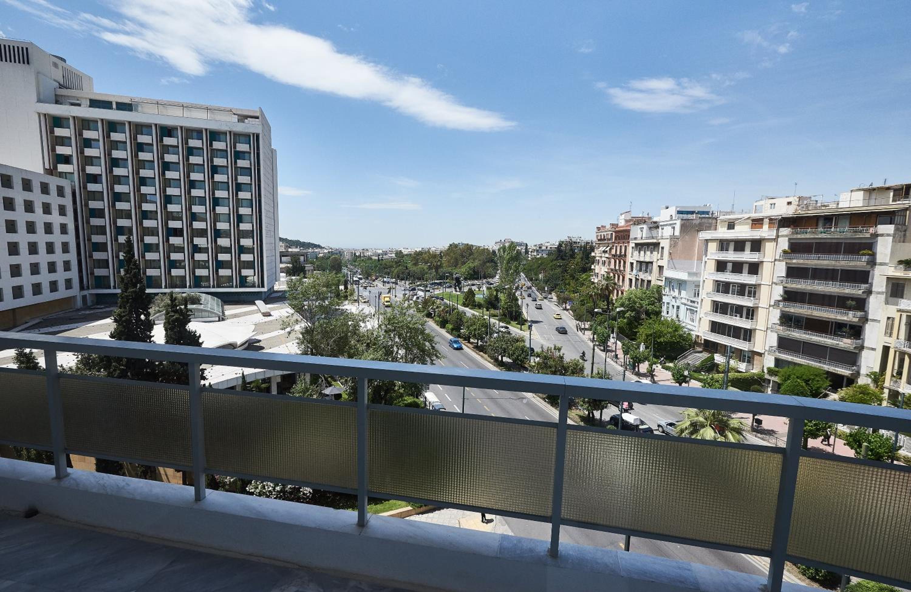 The EL GRECO spirit meets the Athenian luxury Apt1
