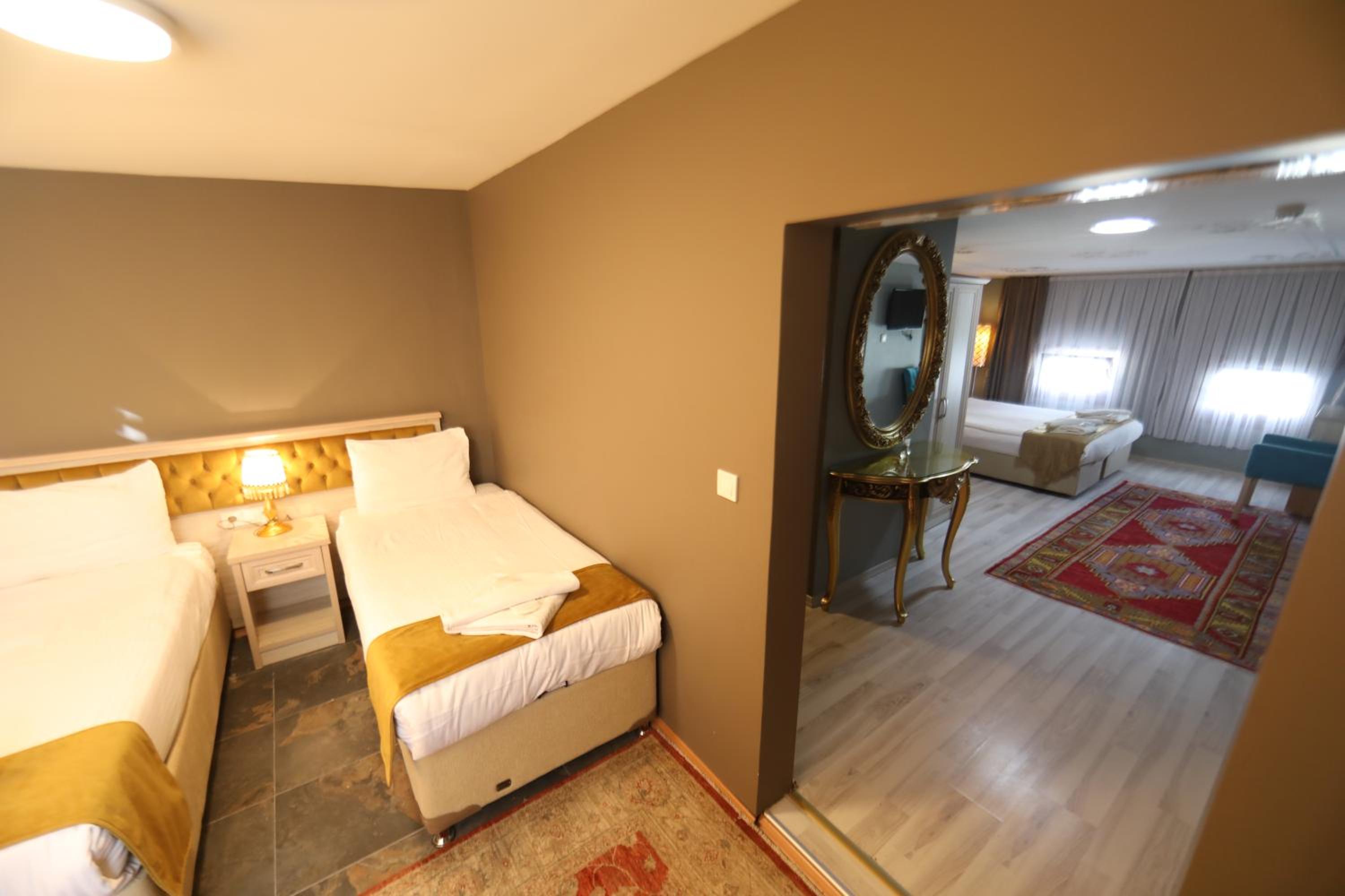 Sultans Royal Hotel - Image 66