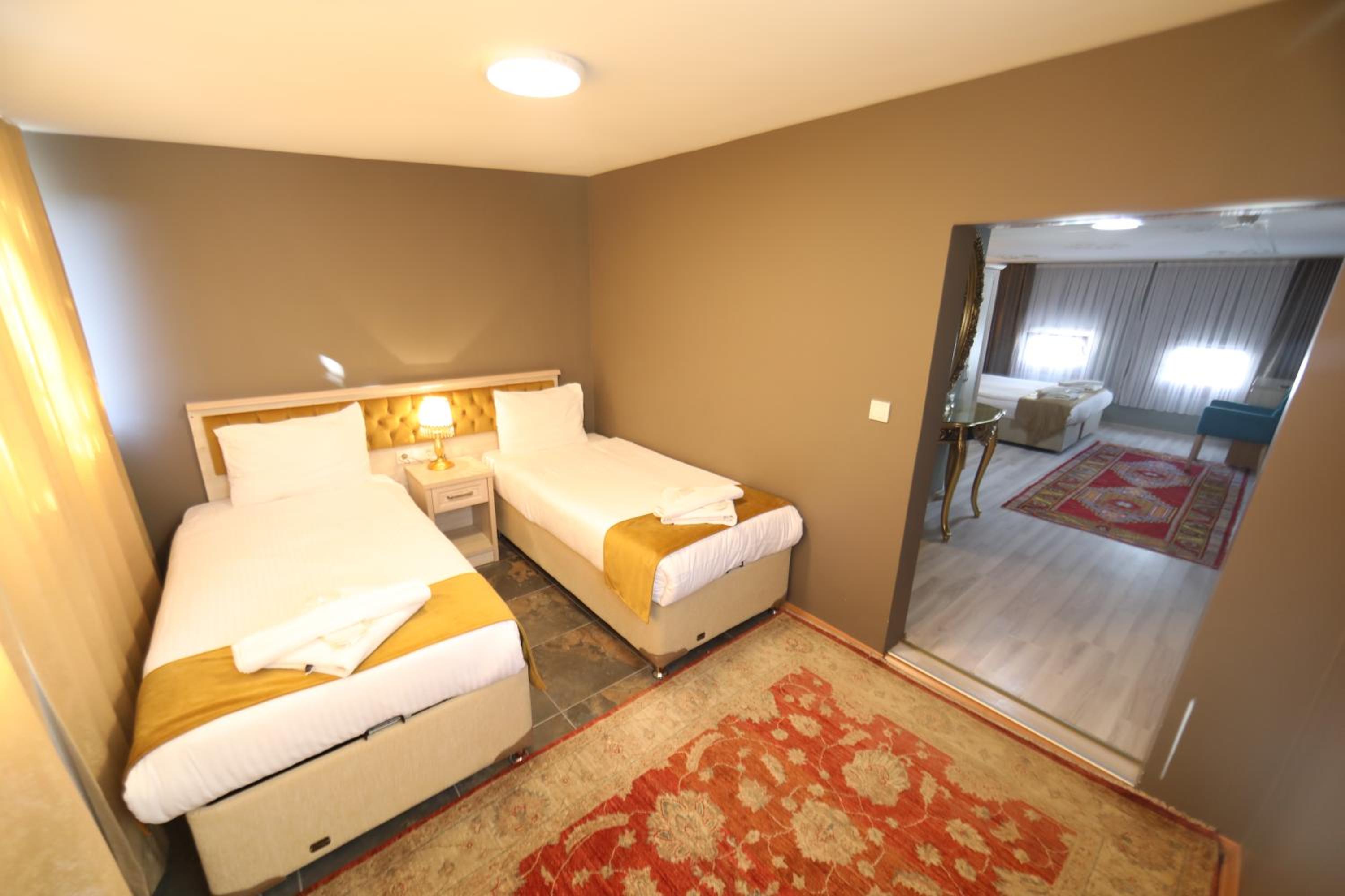 Sultans Royal Hotel - Image 70