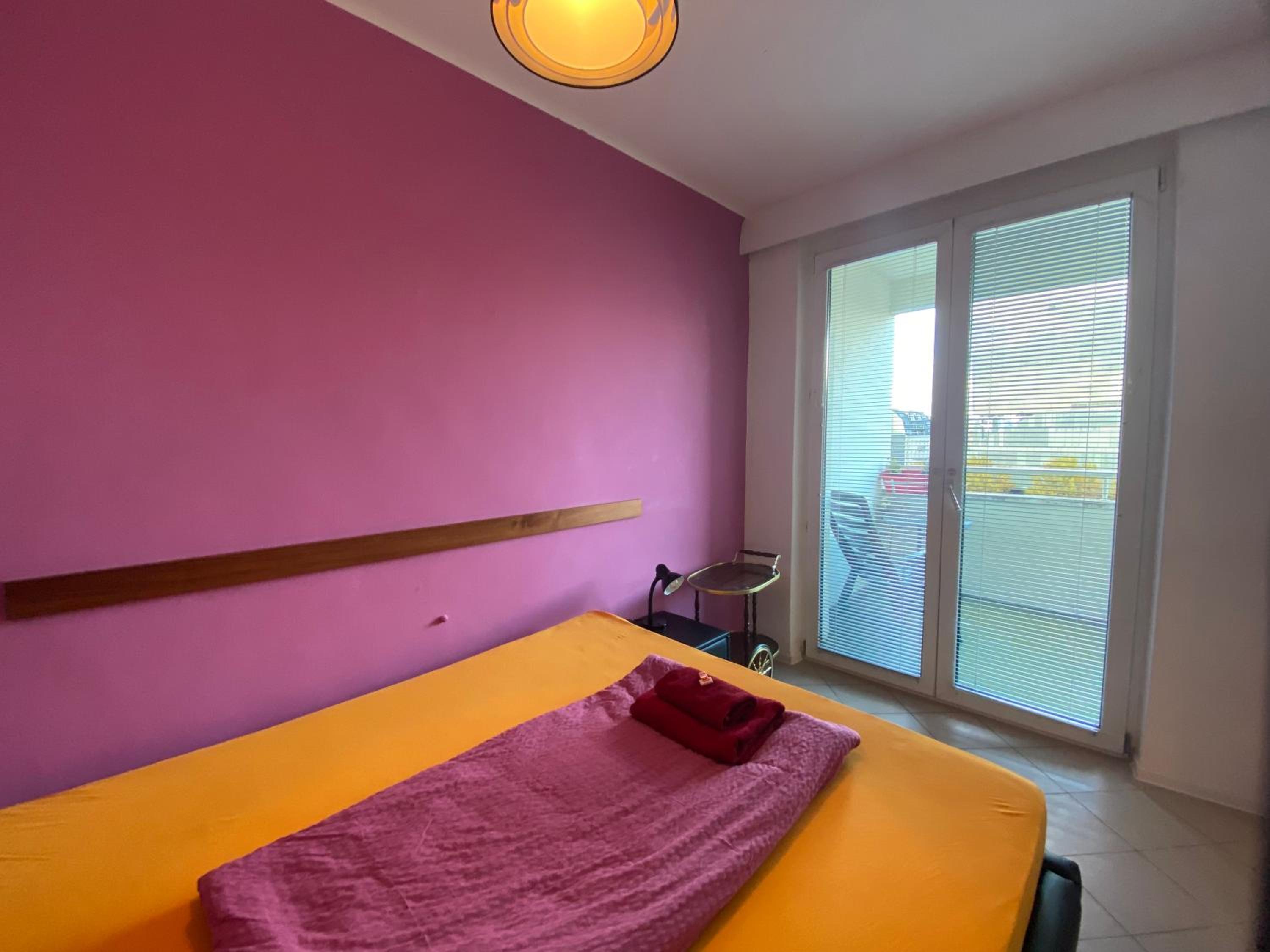 Apartment Domino
