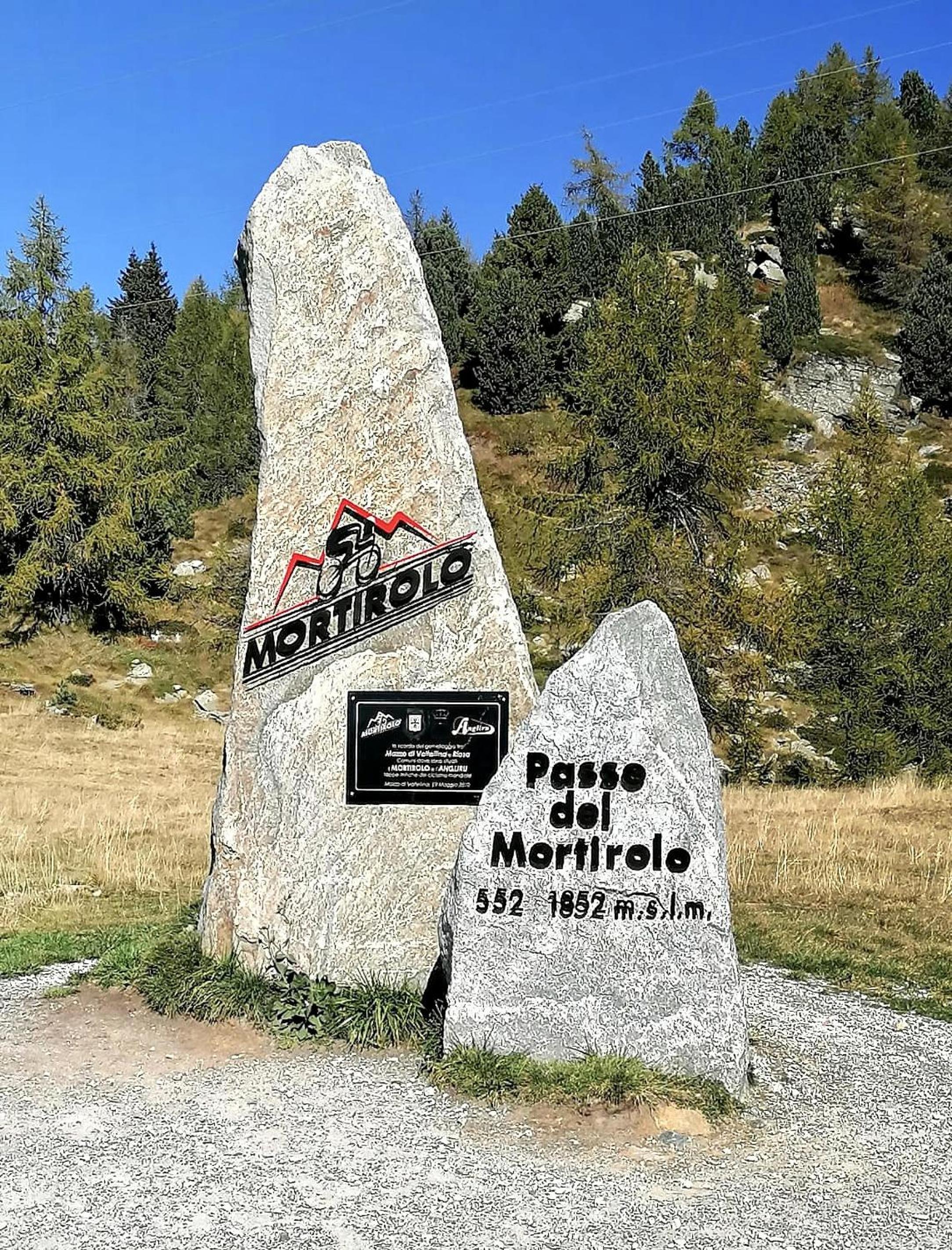 CASA CARCENTINA - fronte seggiovia, sulla pista Stelvio