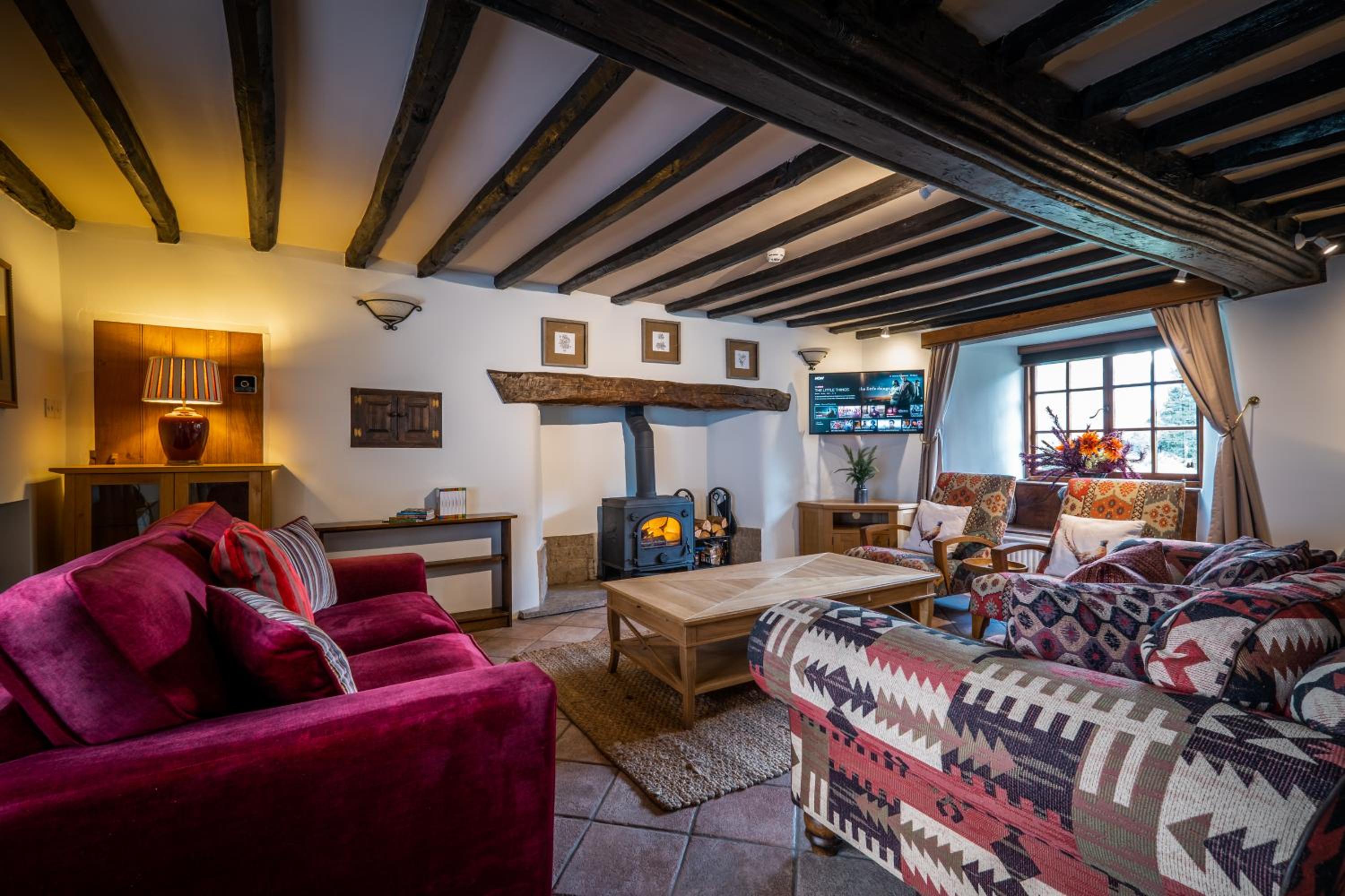 Luxury 1 bed Villa - great location - Peaceful-Hot Tub view 4