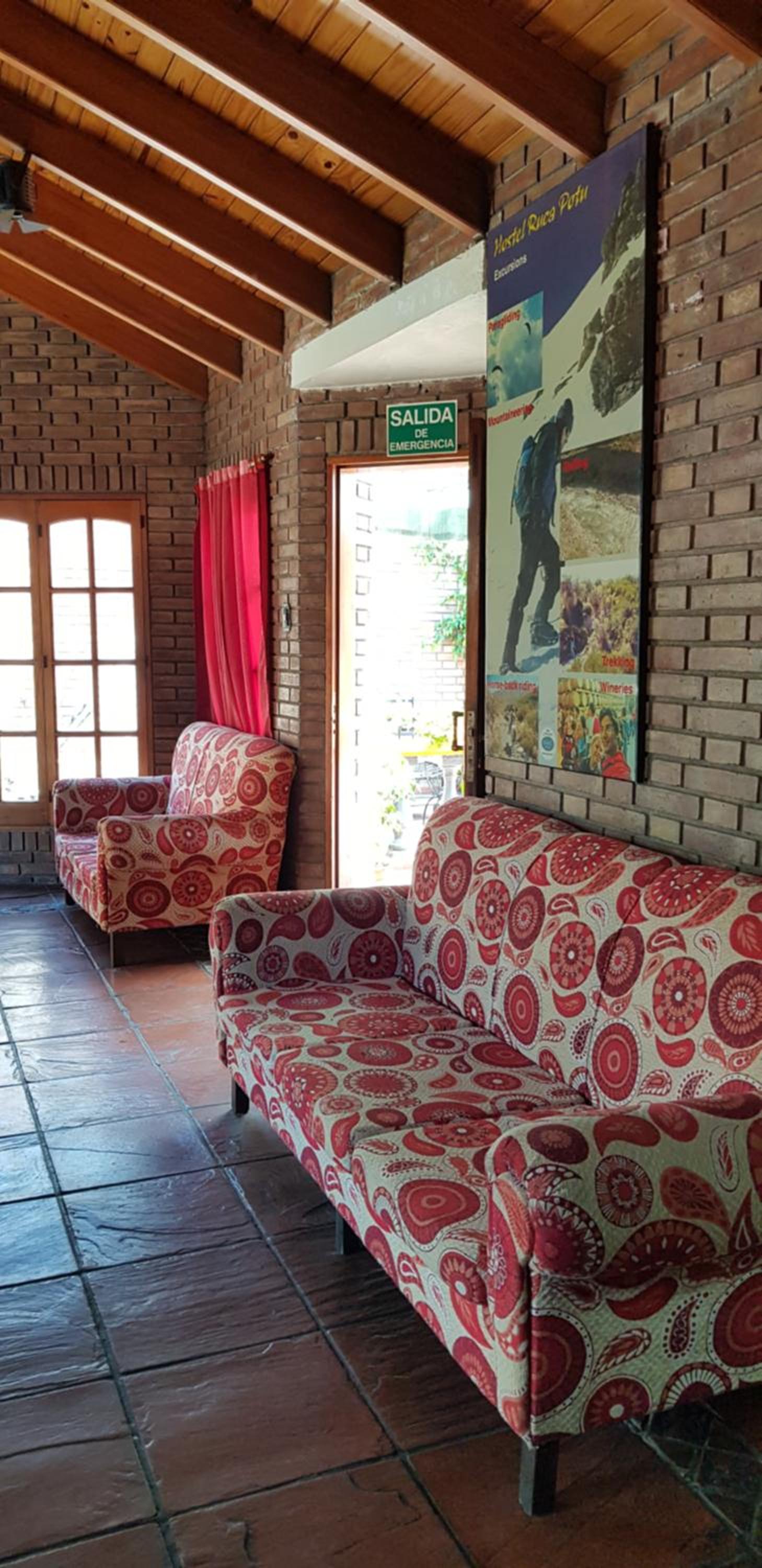 Hostel Ruca Potu
