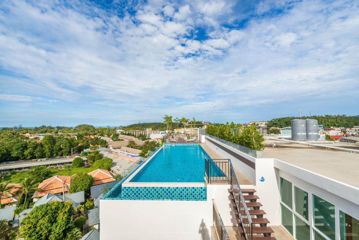Ozone Condotel, Kata Beach