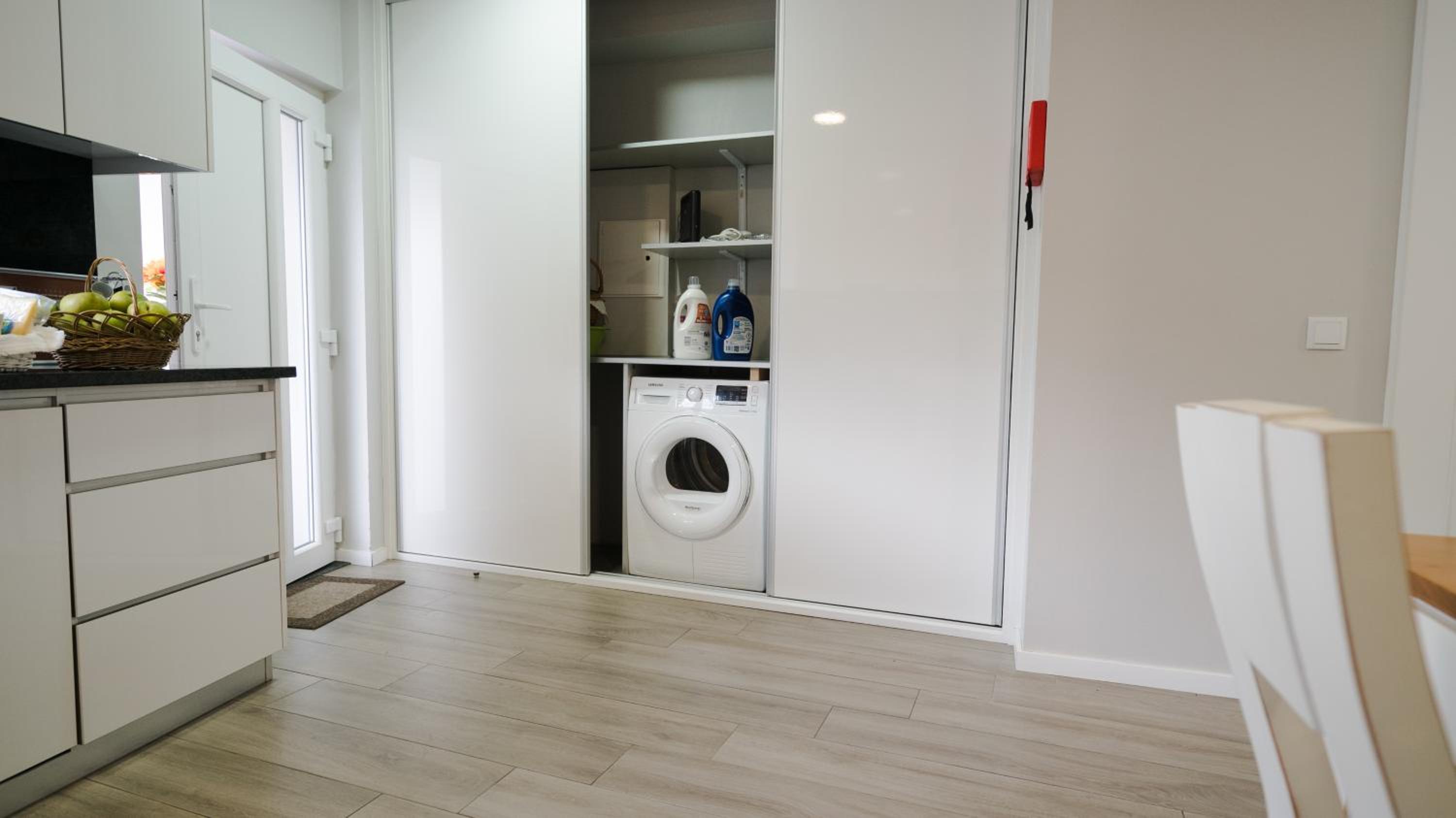 Photo 33