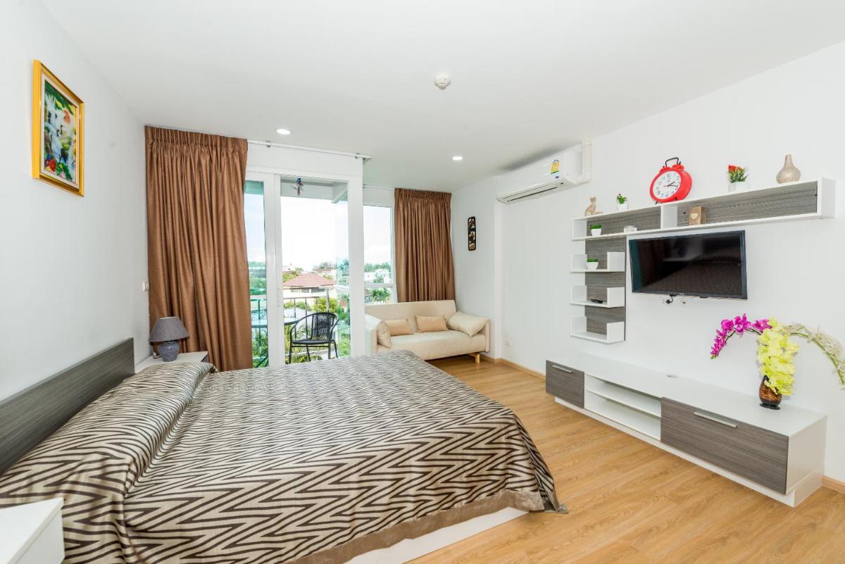 Ozone Condotel, Kata Beach