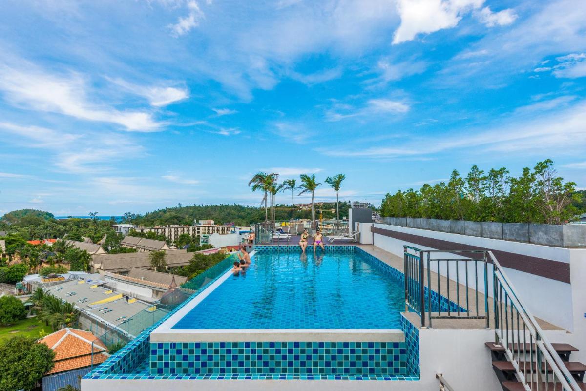 Ozone Condotel, Kata Beach