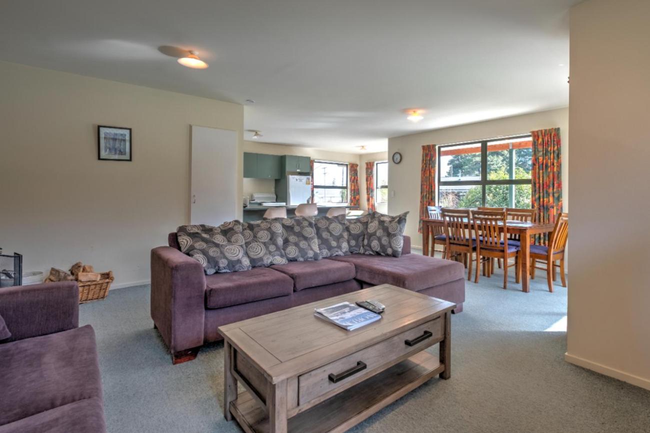 4a Lucas Lane view 3