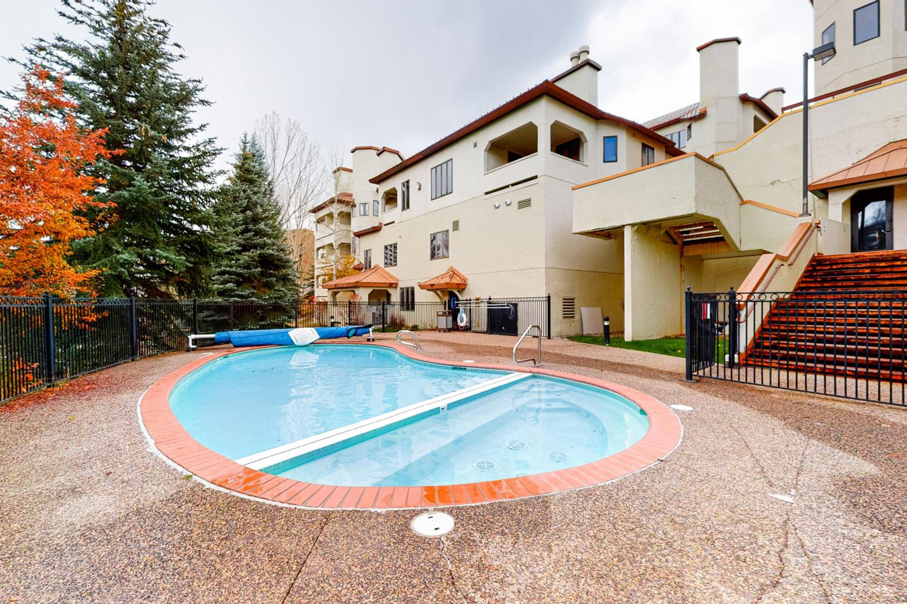 The Terraces at Eagle Ridge N11 view 5