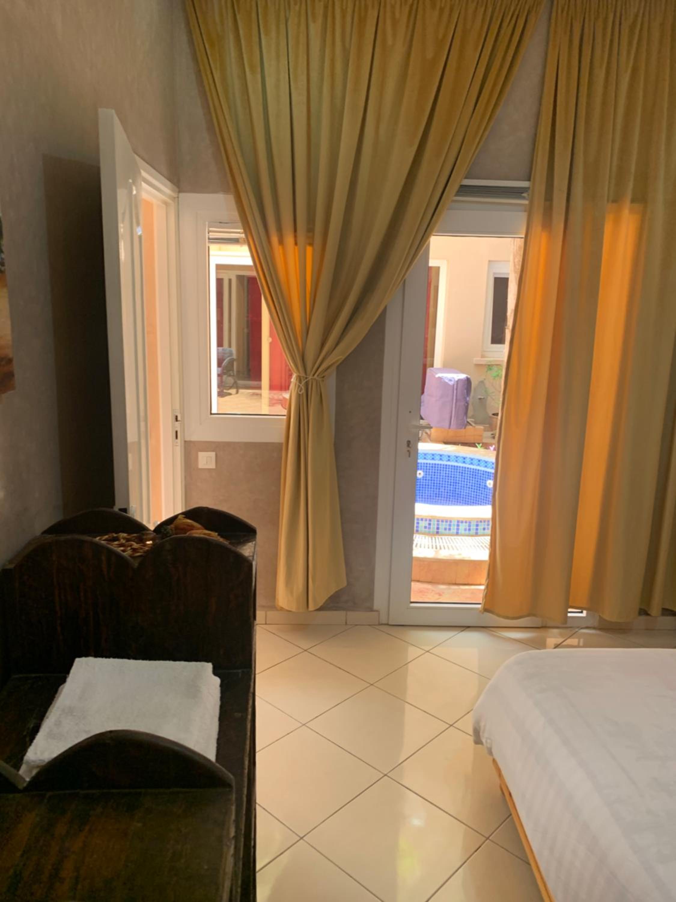 hotel room
