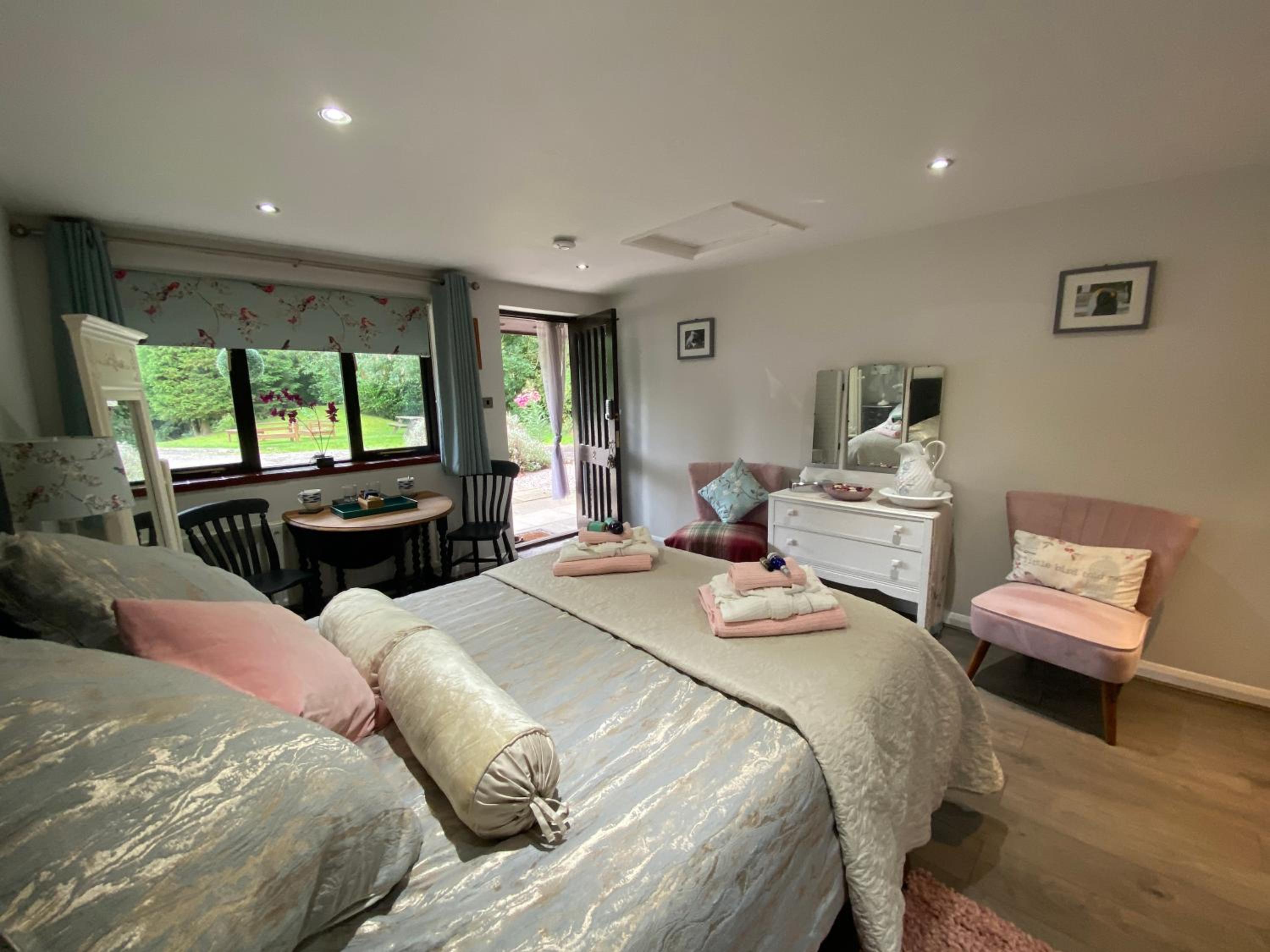 Pinewood Lodge