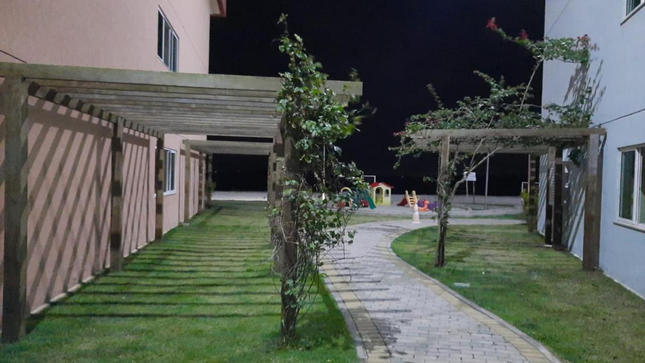 Arraial do Cabo Golden Lake Residence frente a la laguna