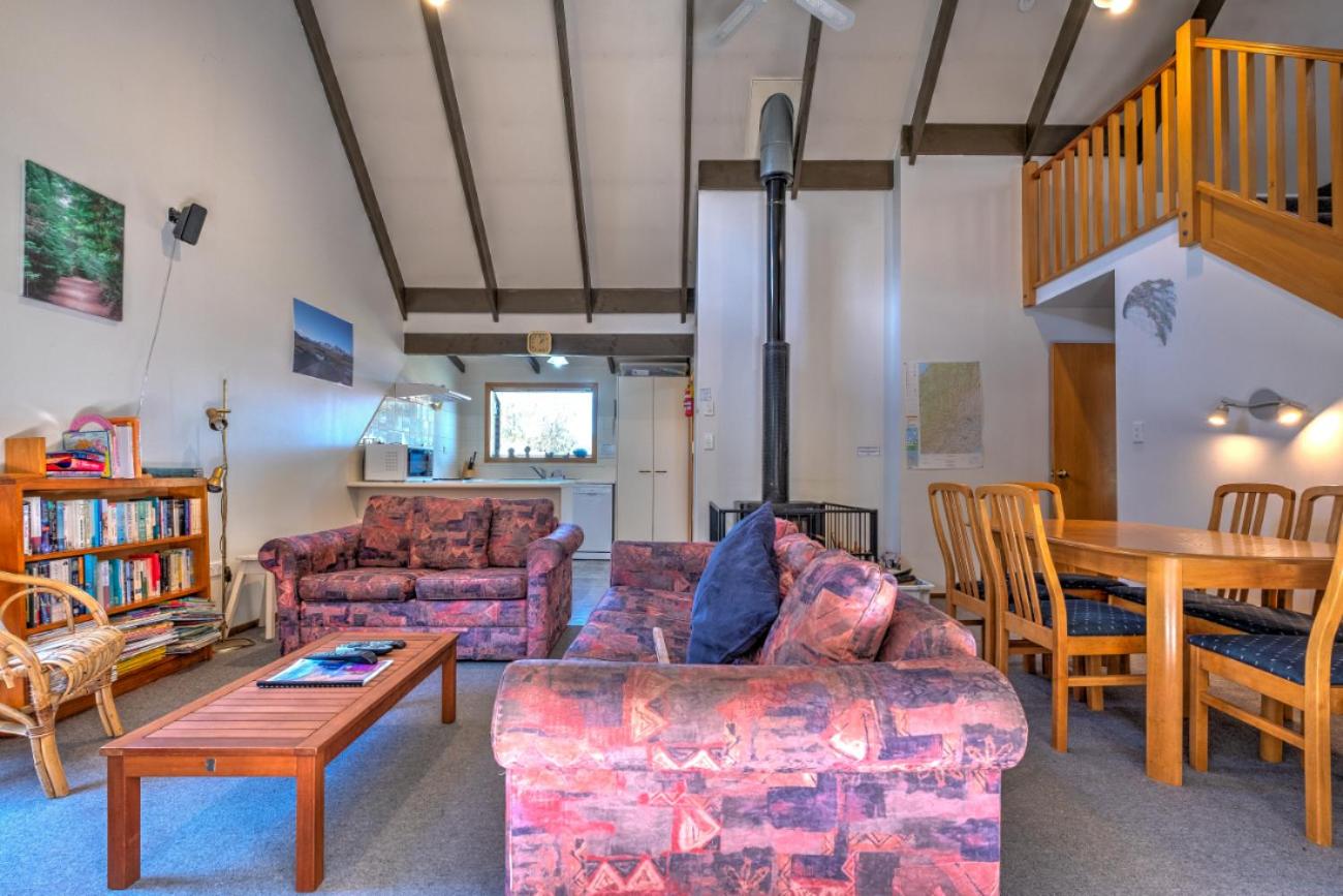 18b Alpine Avenue view 4
