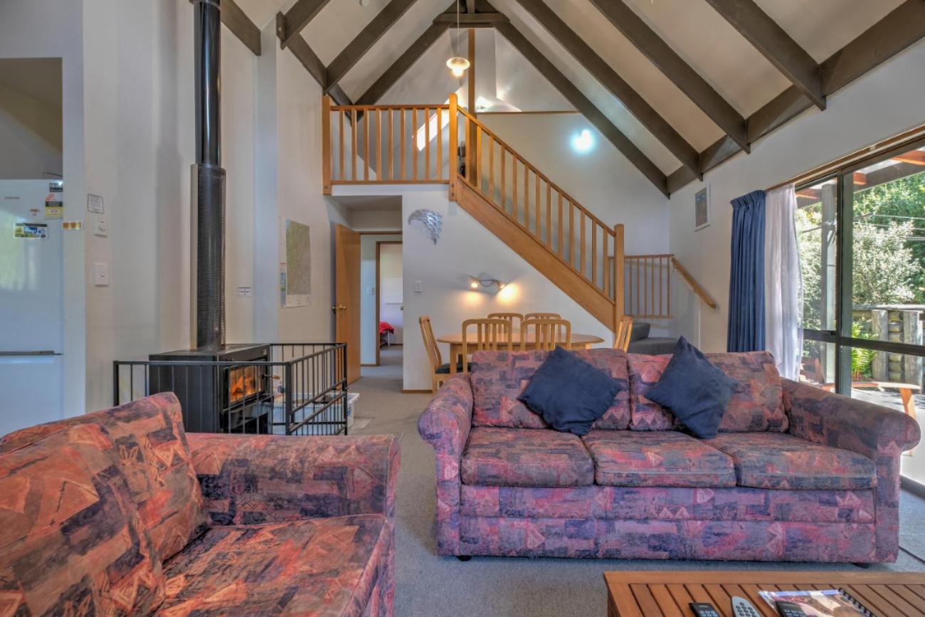 18b Alpine Avenue view 3