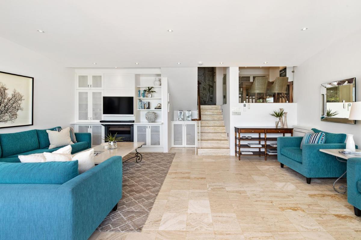 First Point Apartment 3, Little Cove