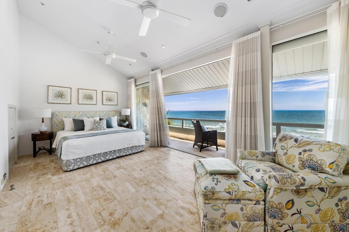 First Point Apartment 3, Little Cove