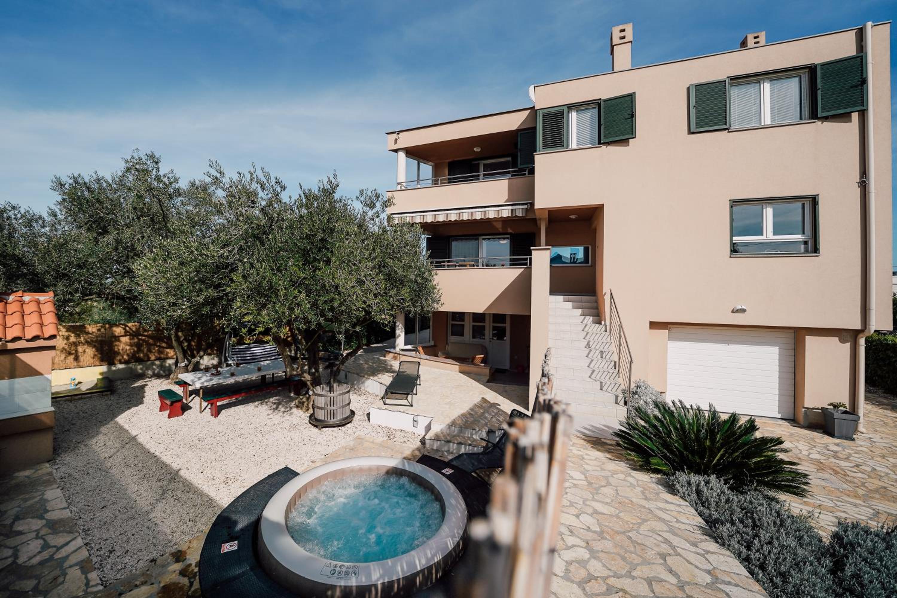 Villa Frida view 4