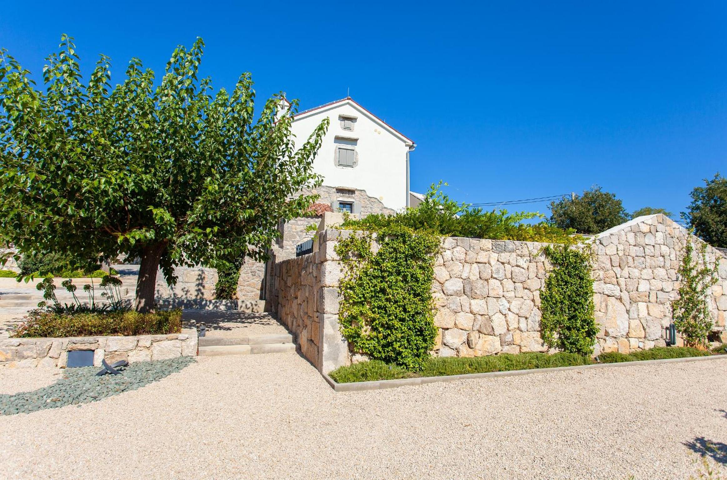 Luxury Jerini Estate