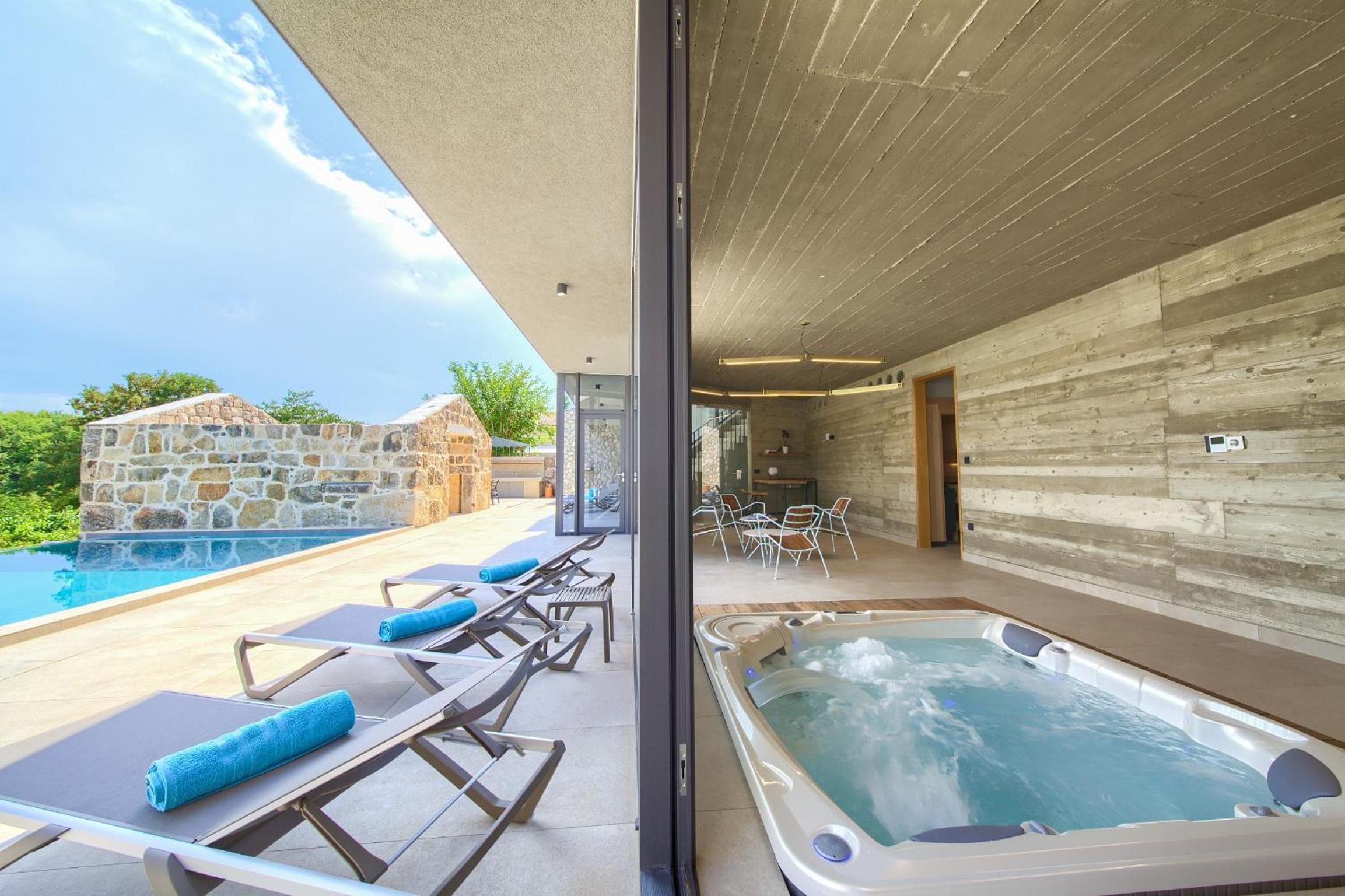 Luxury Jerini Estate