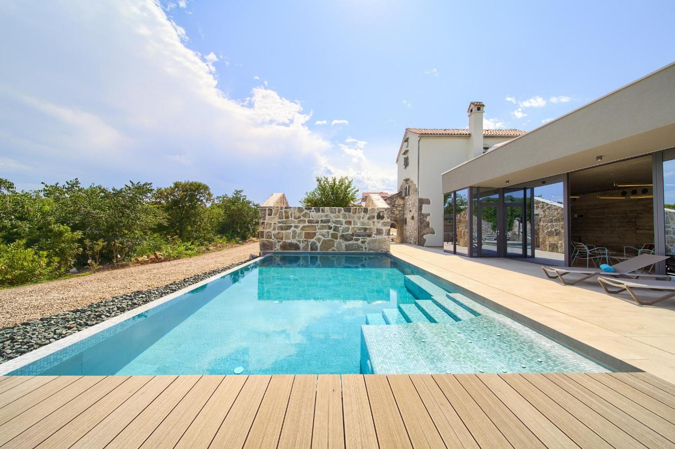 Luxury Jerini Estate
