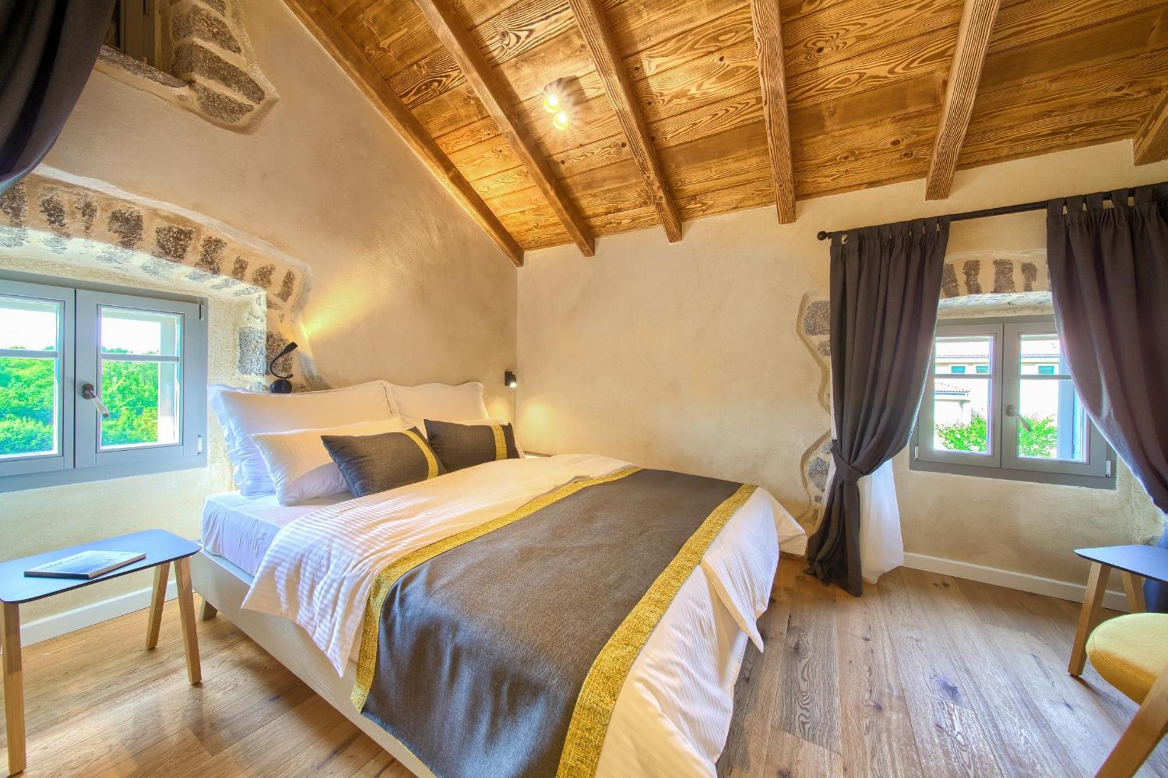 Luxury Jerini Estate