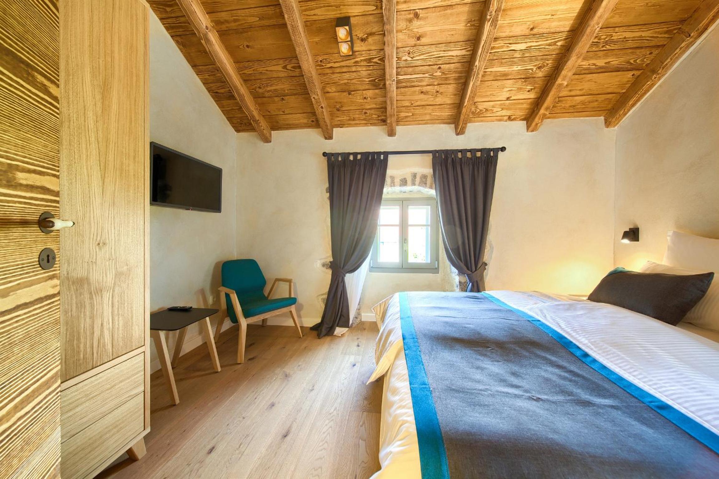 Luxury Jerini Estate