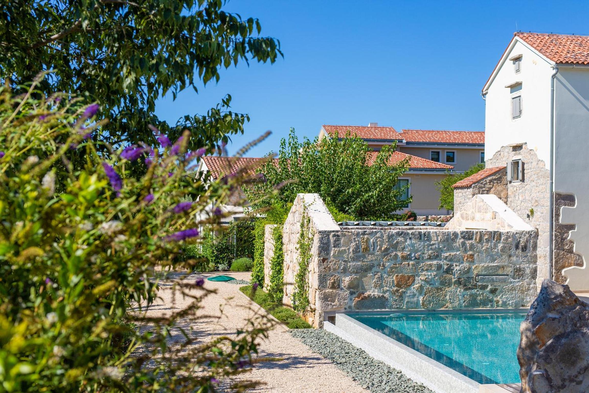 Luxury Jerini Estate