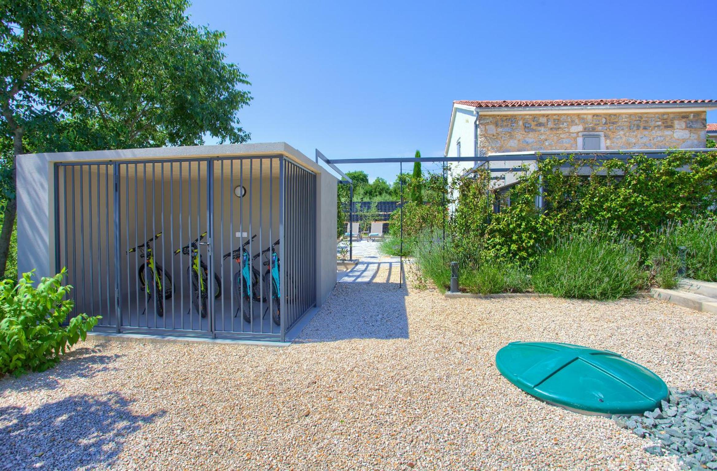 Luxury Jerini Estate