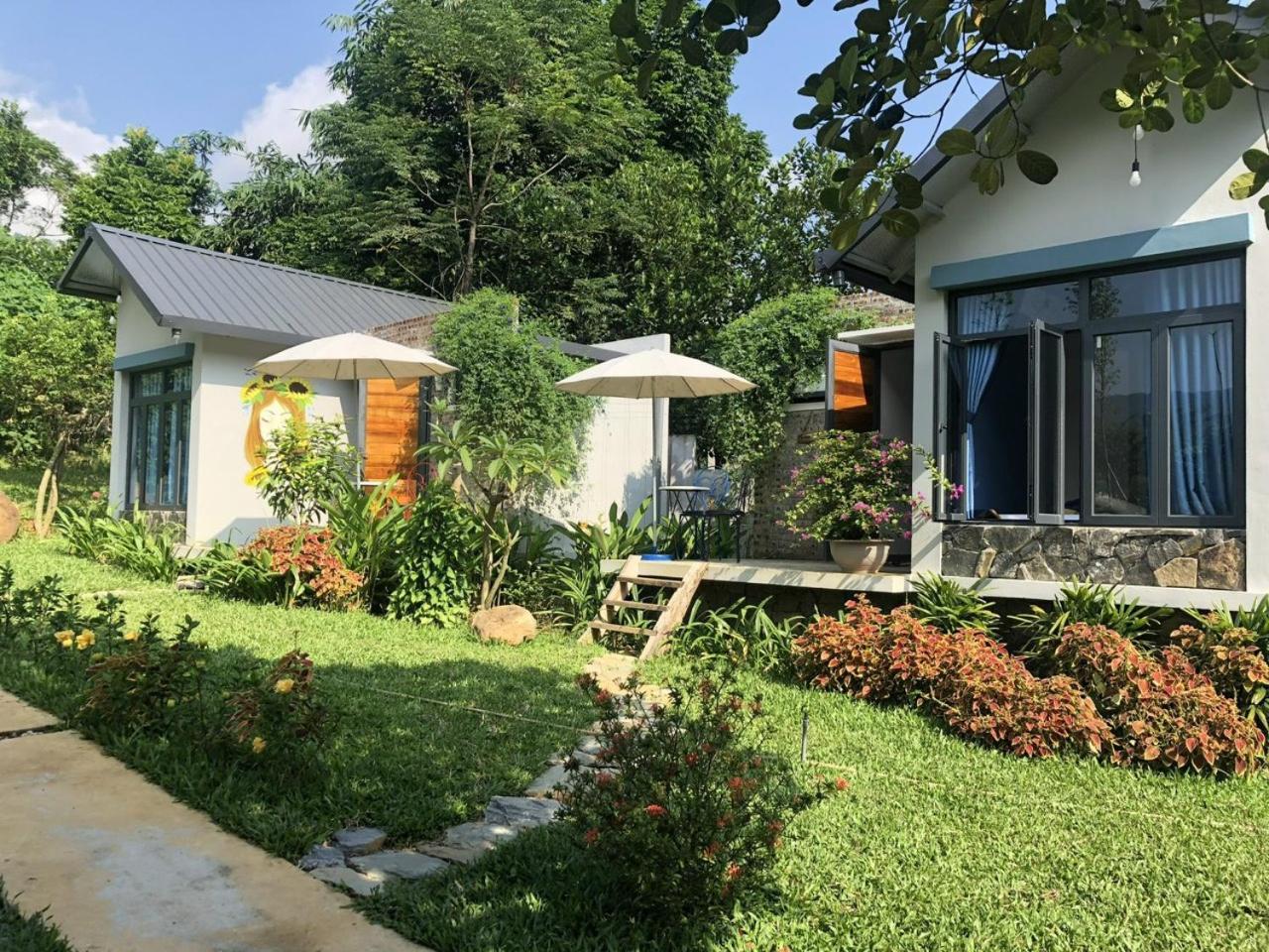 Padme Villas Ba Vì - Venuestay