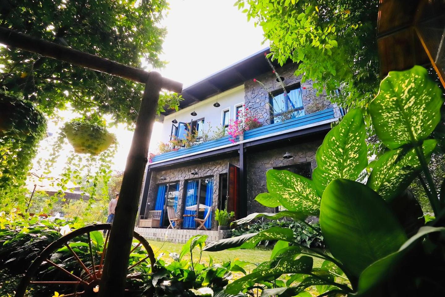 Padme Villas Ba Vì - Venuestay