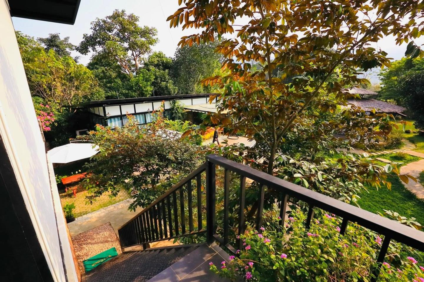 Padme Villas Ba Vì - Venuestay