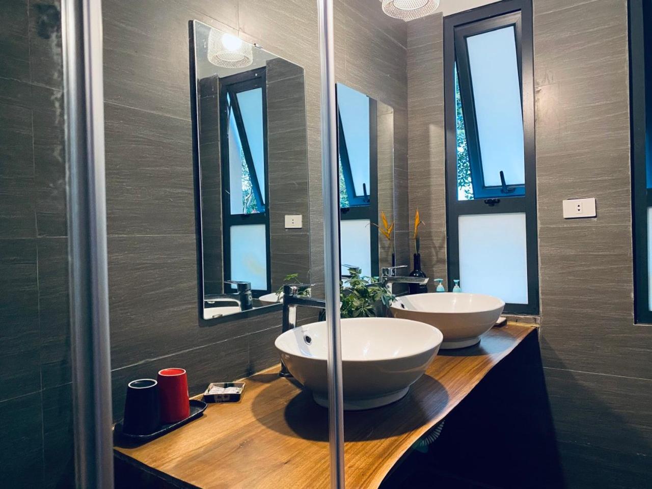 Padme Villas Ba Vì - Venuestay