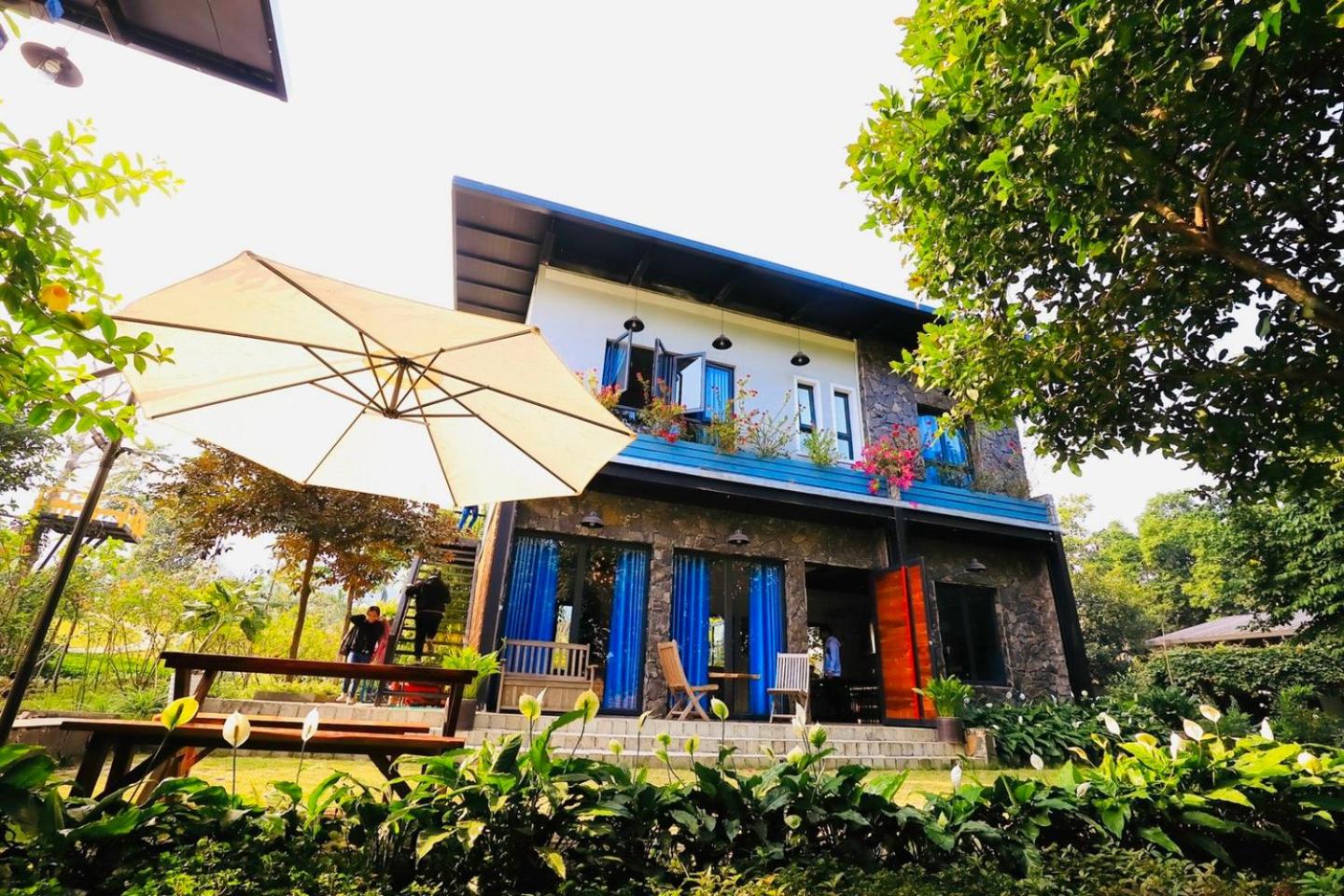 Padme Villas Ba Vì - Venuestay