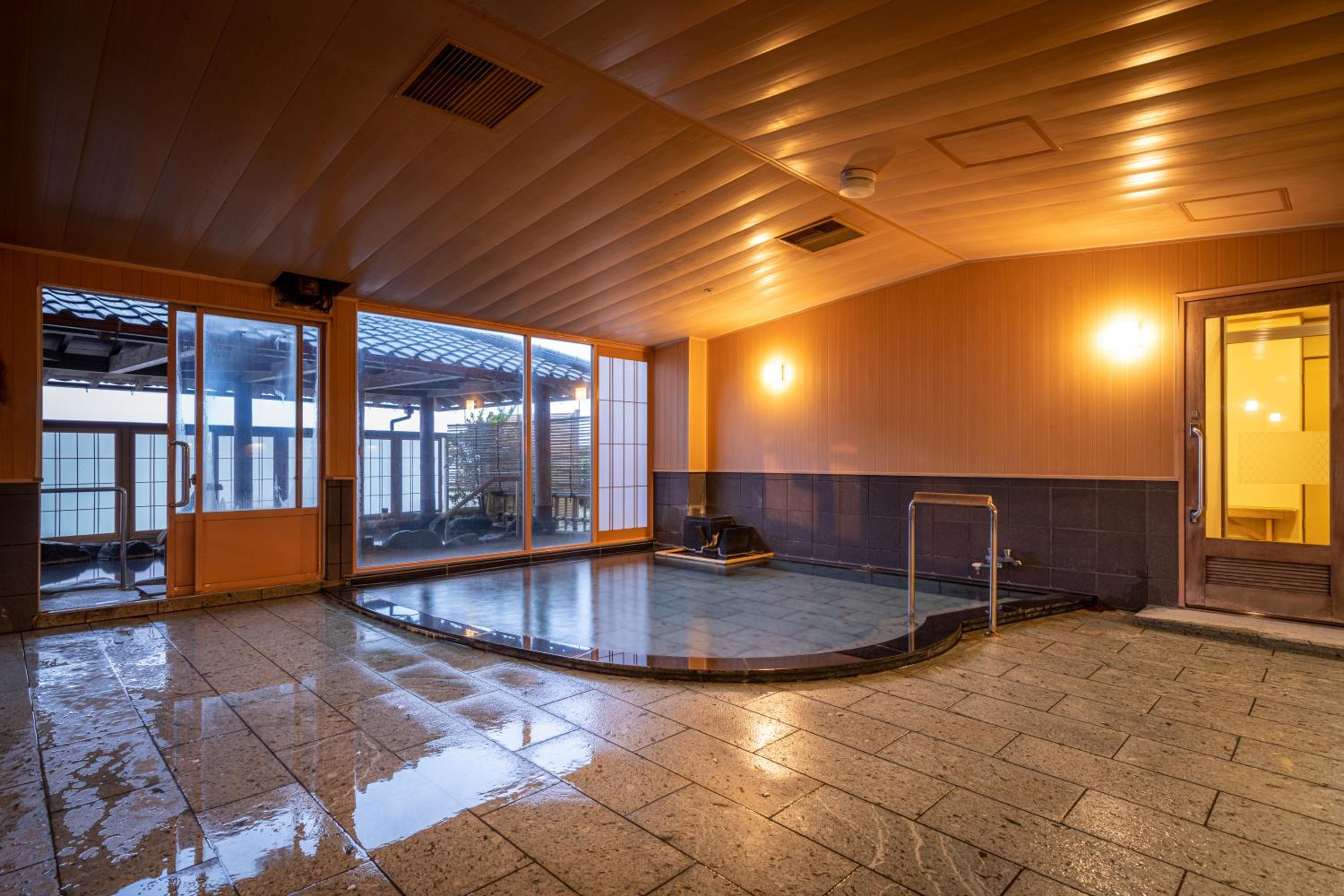 Ikkyu -Seaside Hotel-