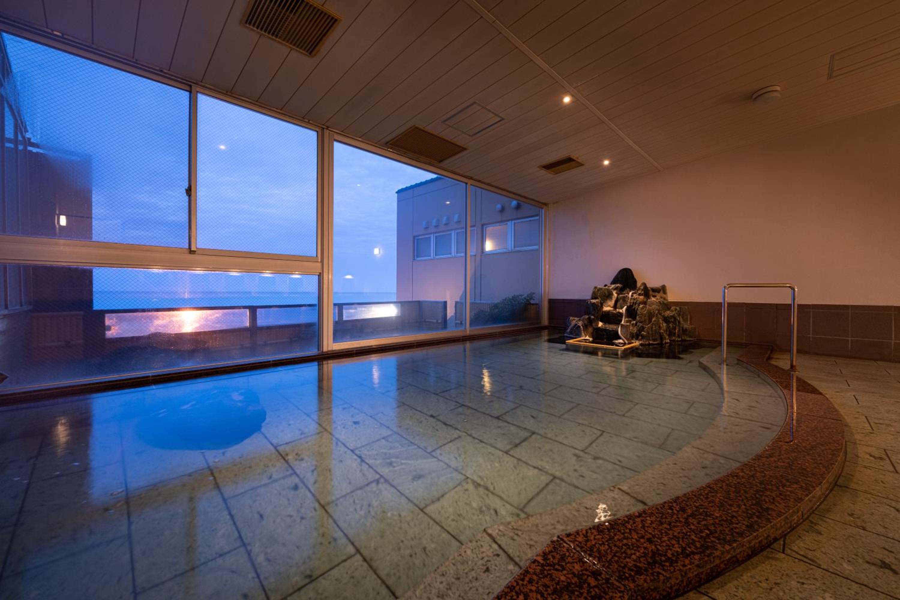 Ikkyu -Seaside Hotel-