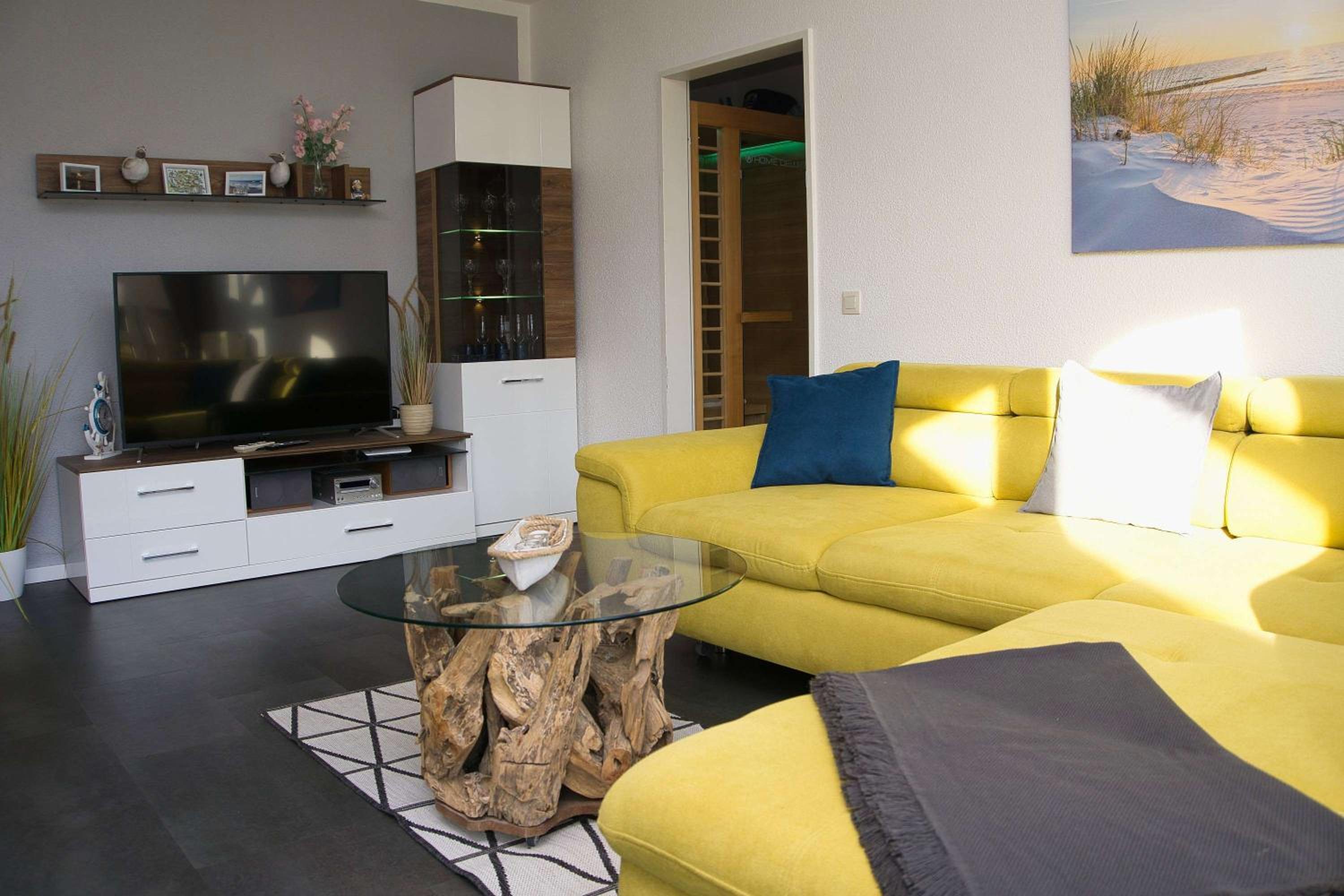 strandnah, Wintergarten, gratis Nutzung vom AHOI Erlebnisbad und Sauna in Sellin - Strandhaus Mönchgut FeWo08