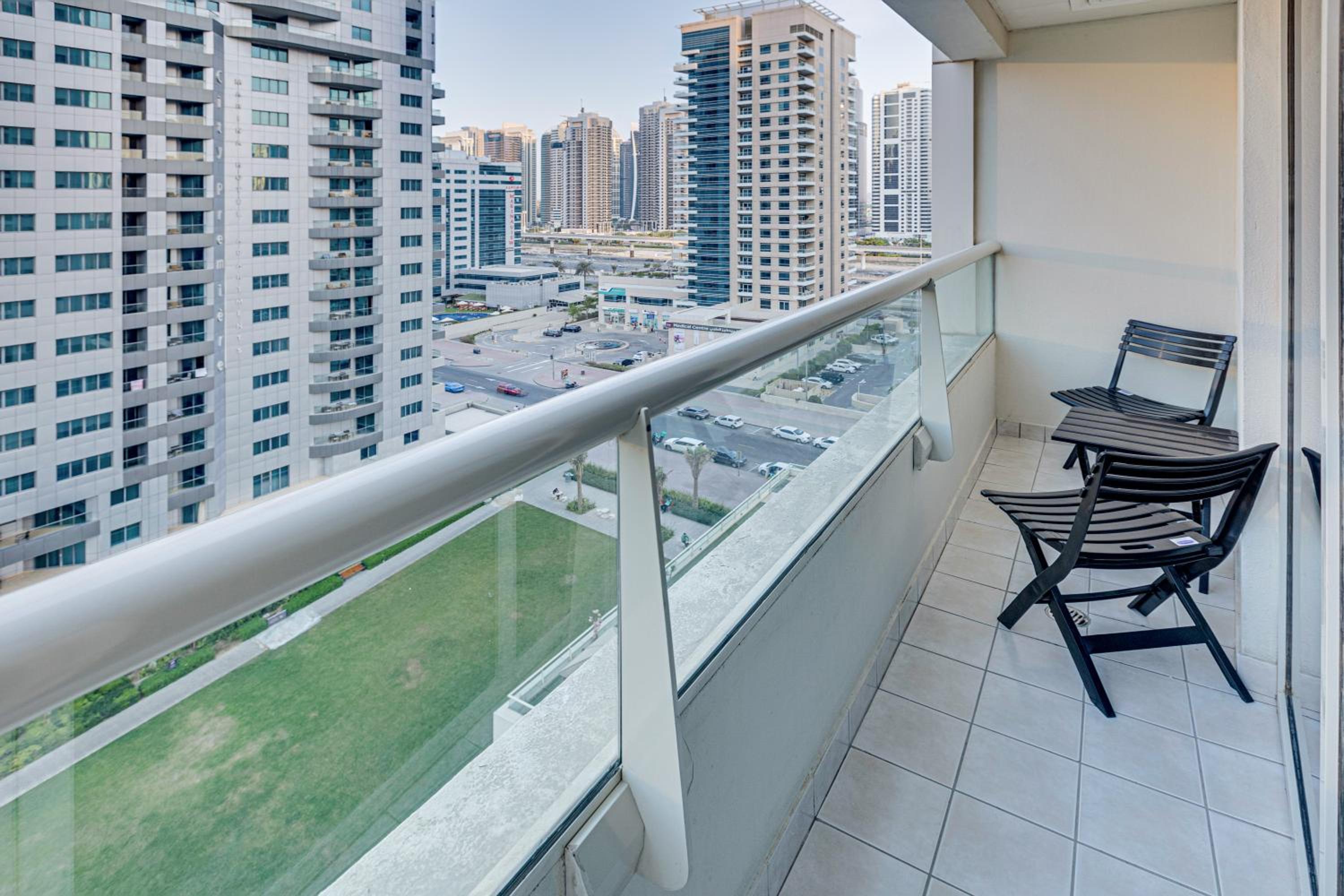 Great views from New apartment in Dubai Marina